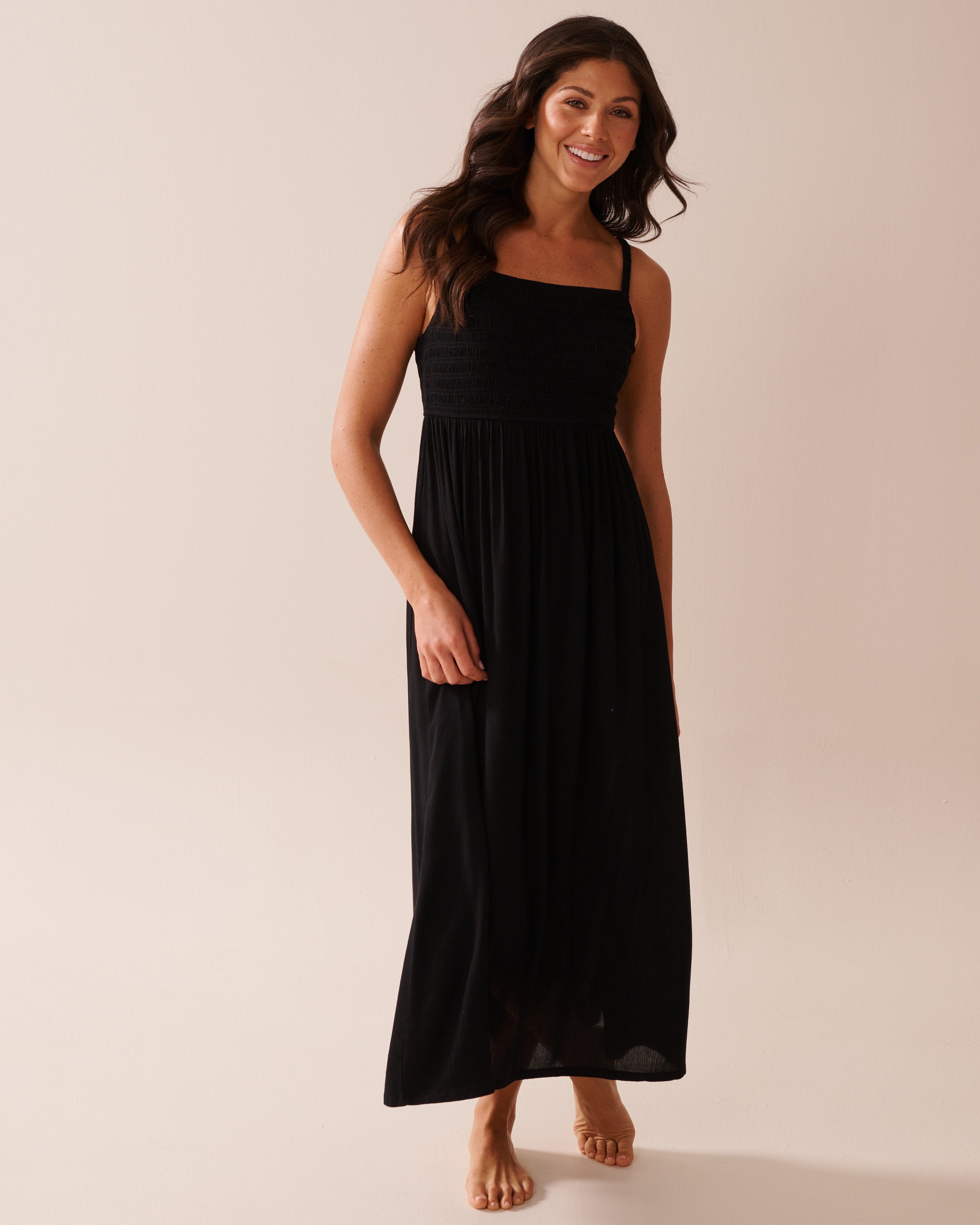 La Vie en Rose_Smocked Bust Gauze Maxi Dress_80300115_00001_01