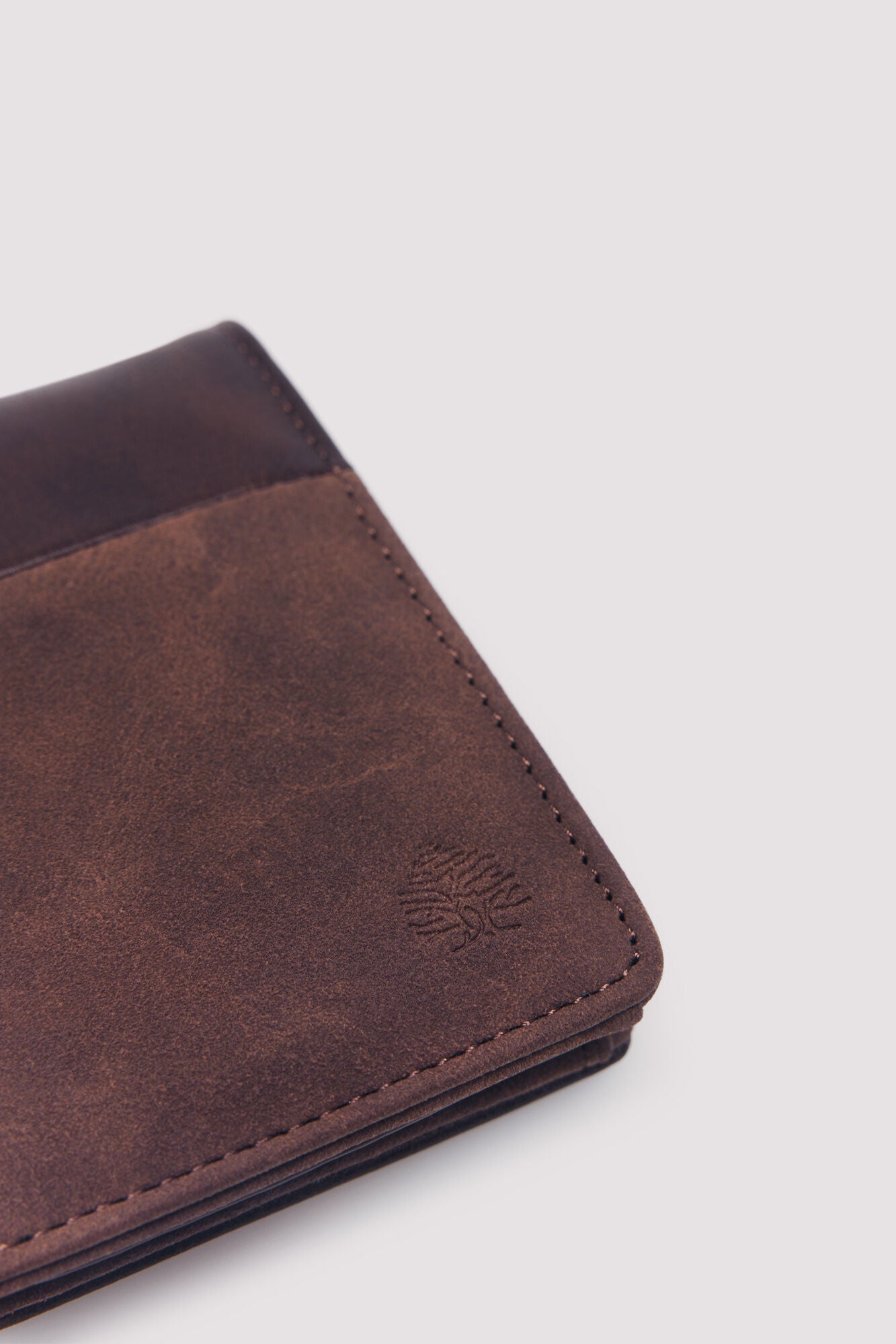 Springfield_Brown_Two-Tone Faux Leather Wallet_8202576_33_04