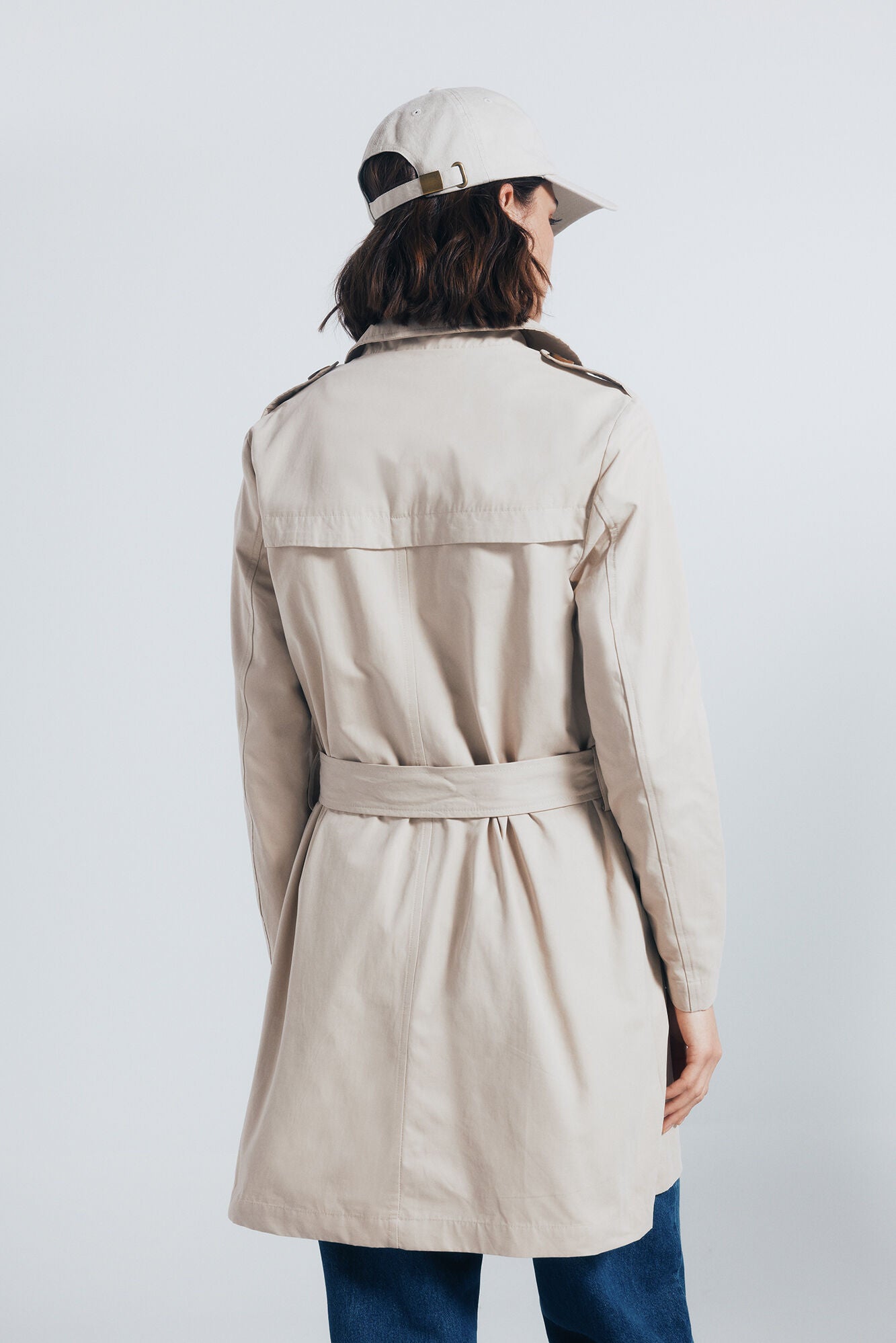 Springfield_Beige_Buttoned Trench Coat with Belt_8232579_55_05