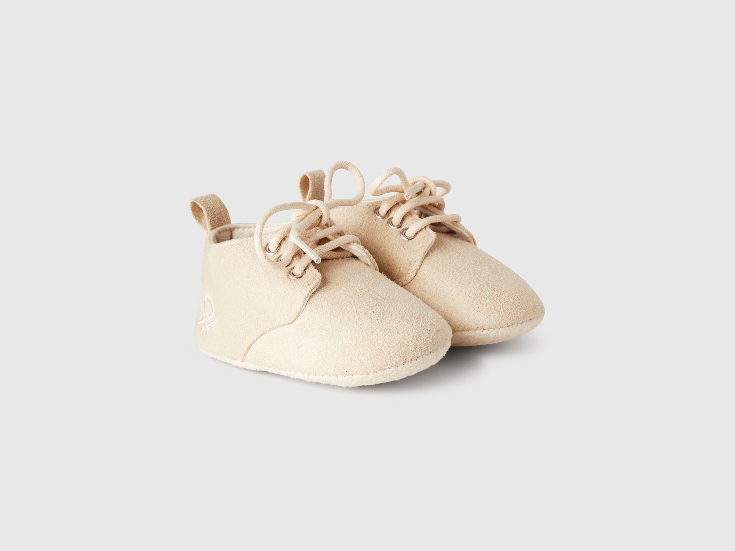 Benetton_Suede-Look Shoes_82W7AD00G_152_02