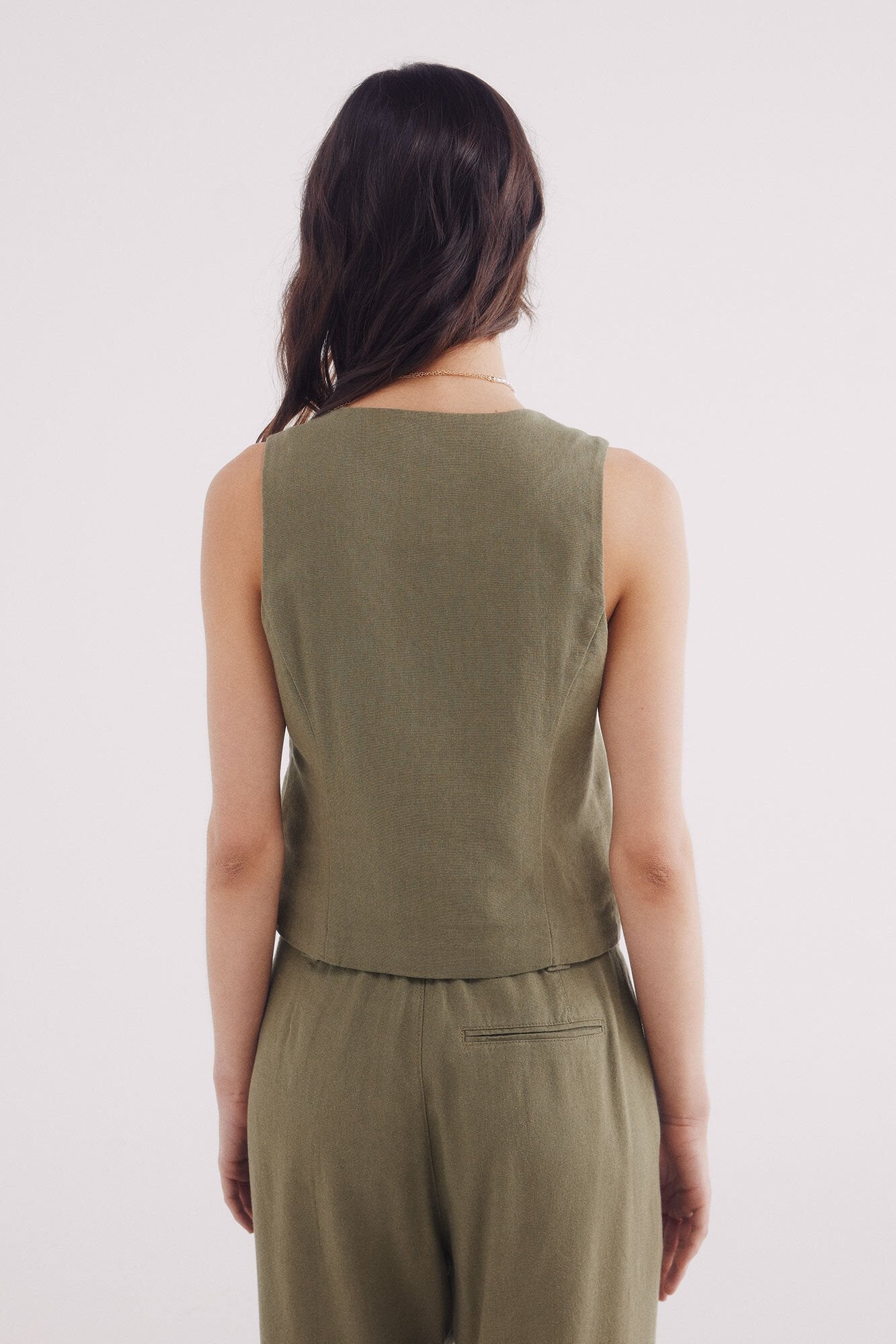 Springfield_Linen Buttons Vest_8419282_90_04