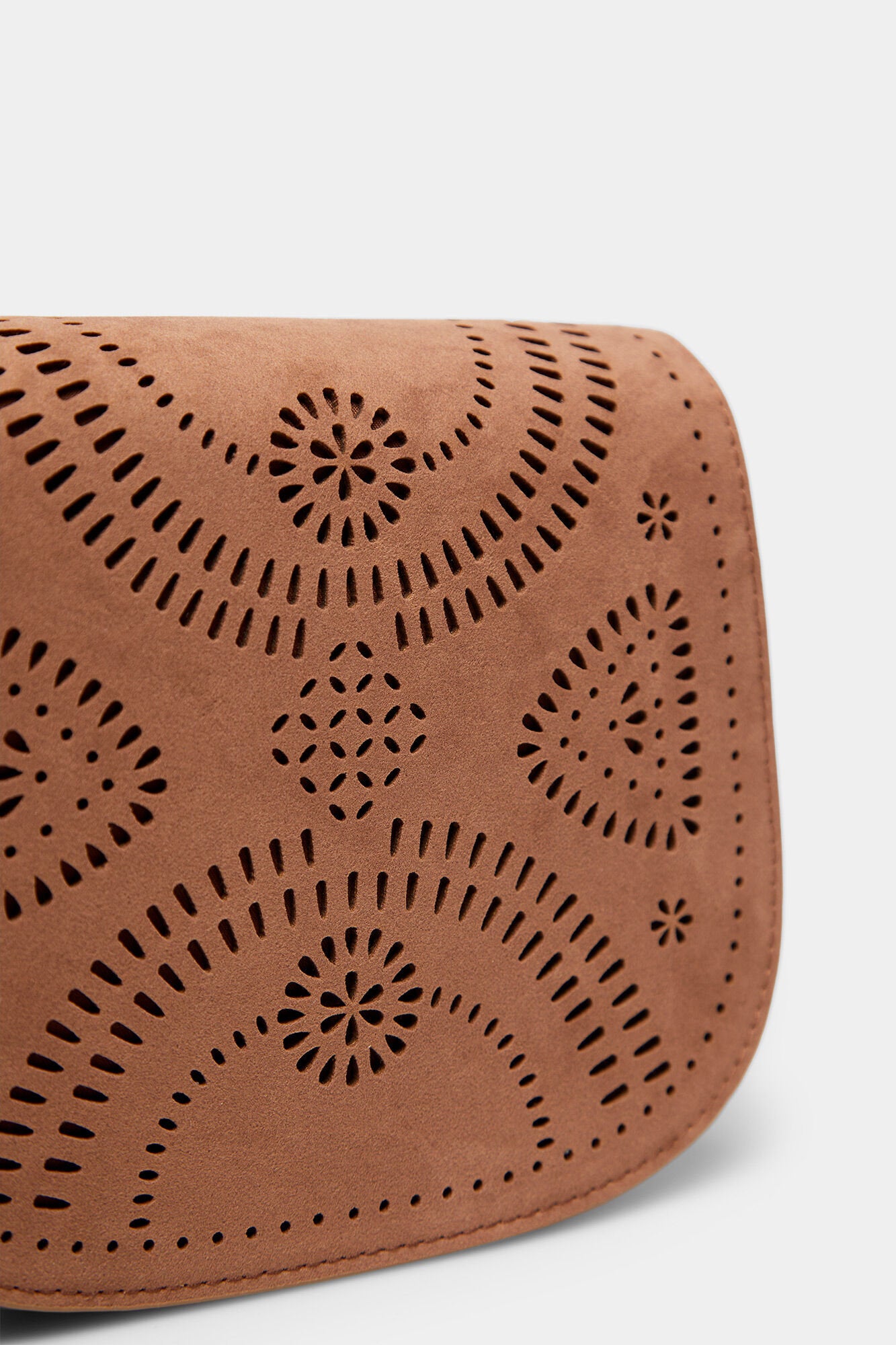 Brown Cross Body Bag_8527382_39_03