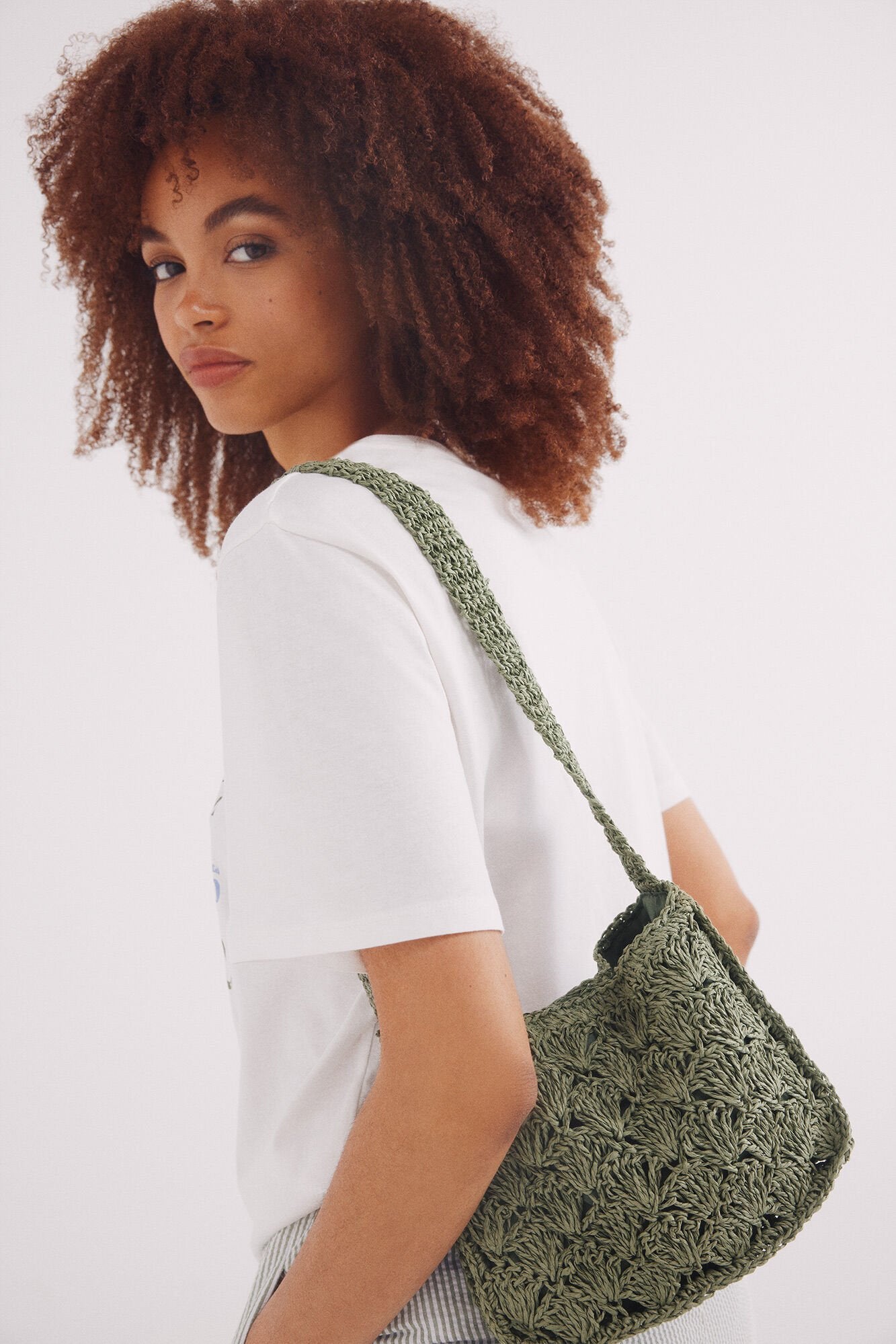 Springfield_Raffia Shoulder Bag_8529959_21_01