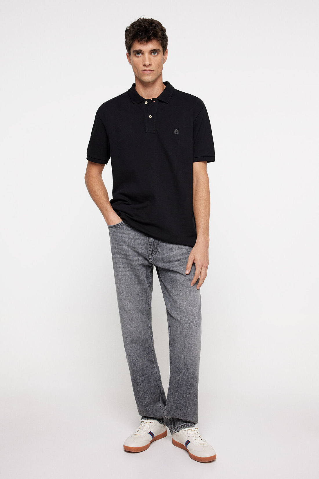 Classic Polo Shirt_8551077_01_02