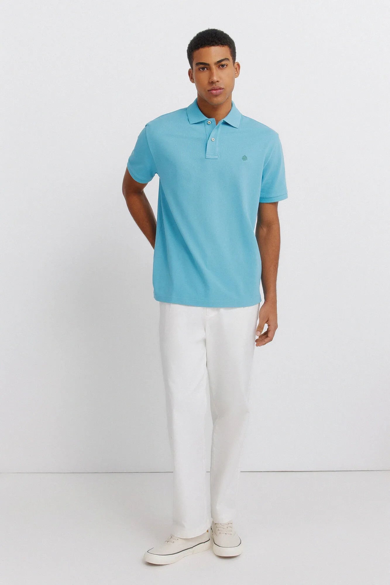Springfield Blue Men Basic Regular Fit Polo Shirt Springfield SKU: 8551097_80 Image 02