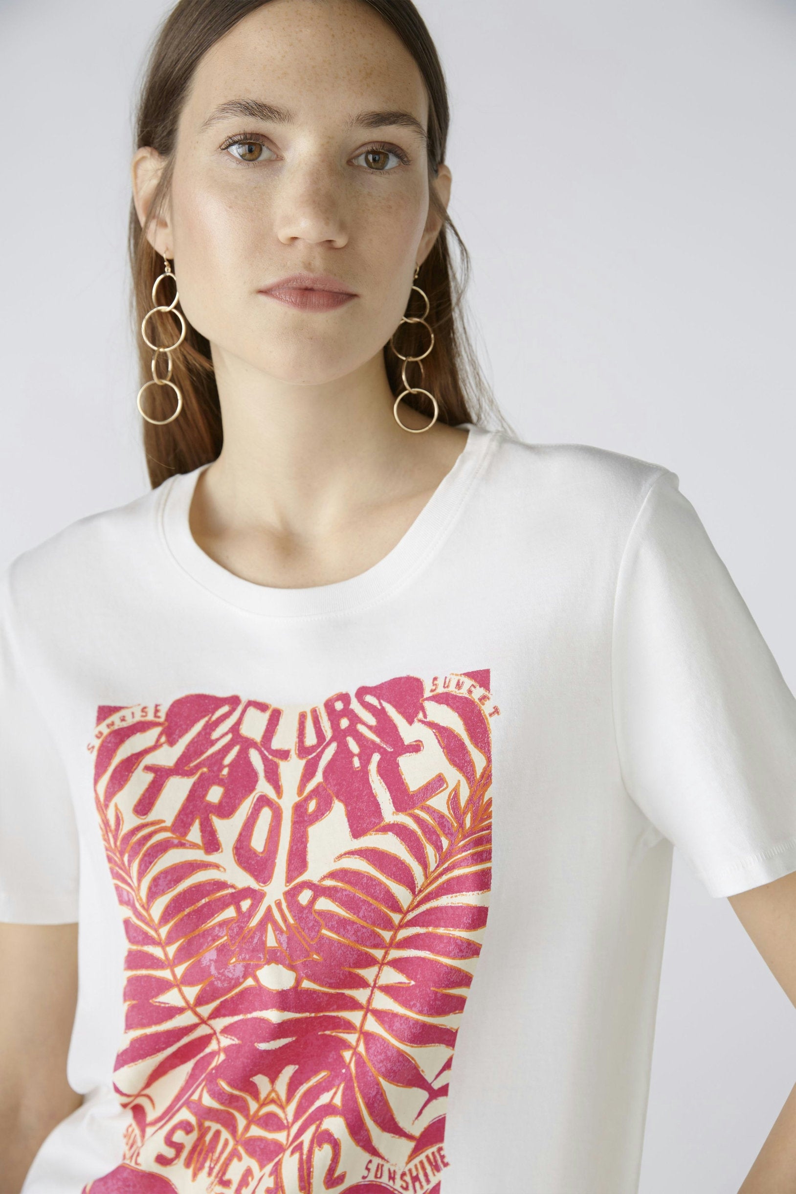 T-Shirt Organic Cotton With Front Print_87382_1006_05