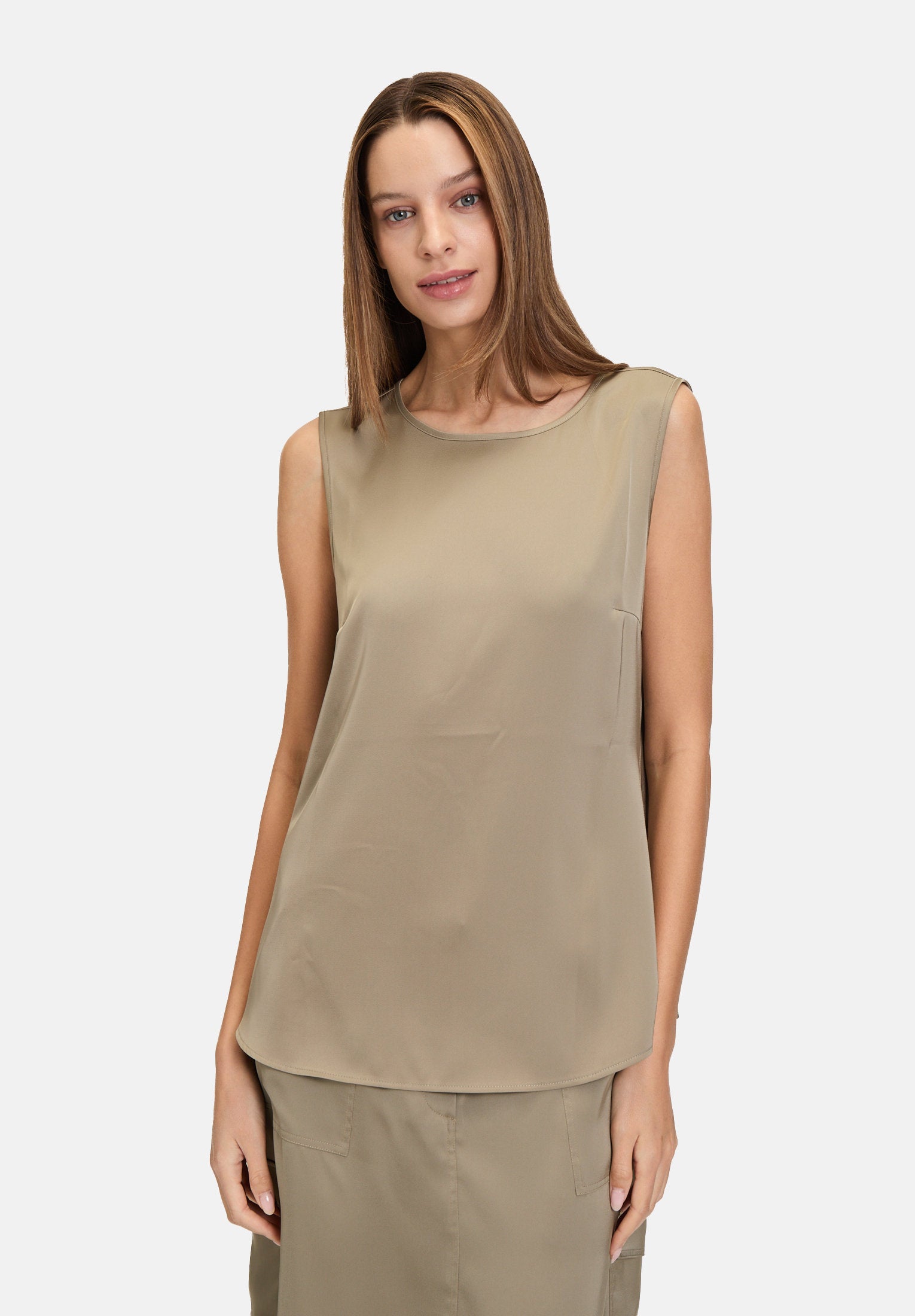 Betty Barclay_Slip-On Blouse_8821-1196_7366_01