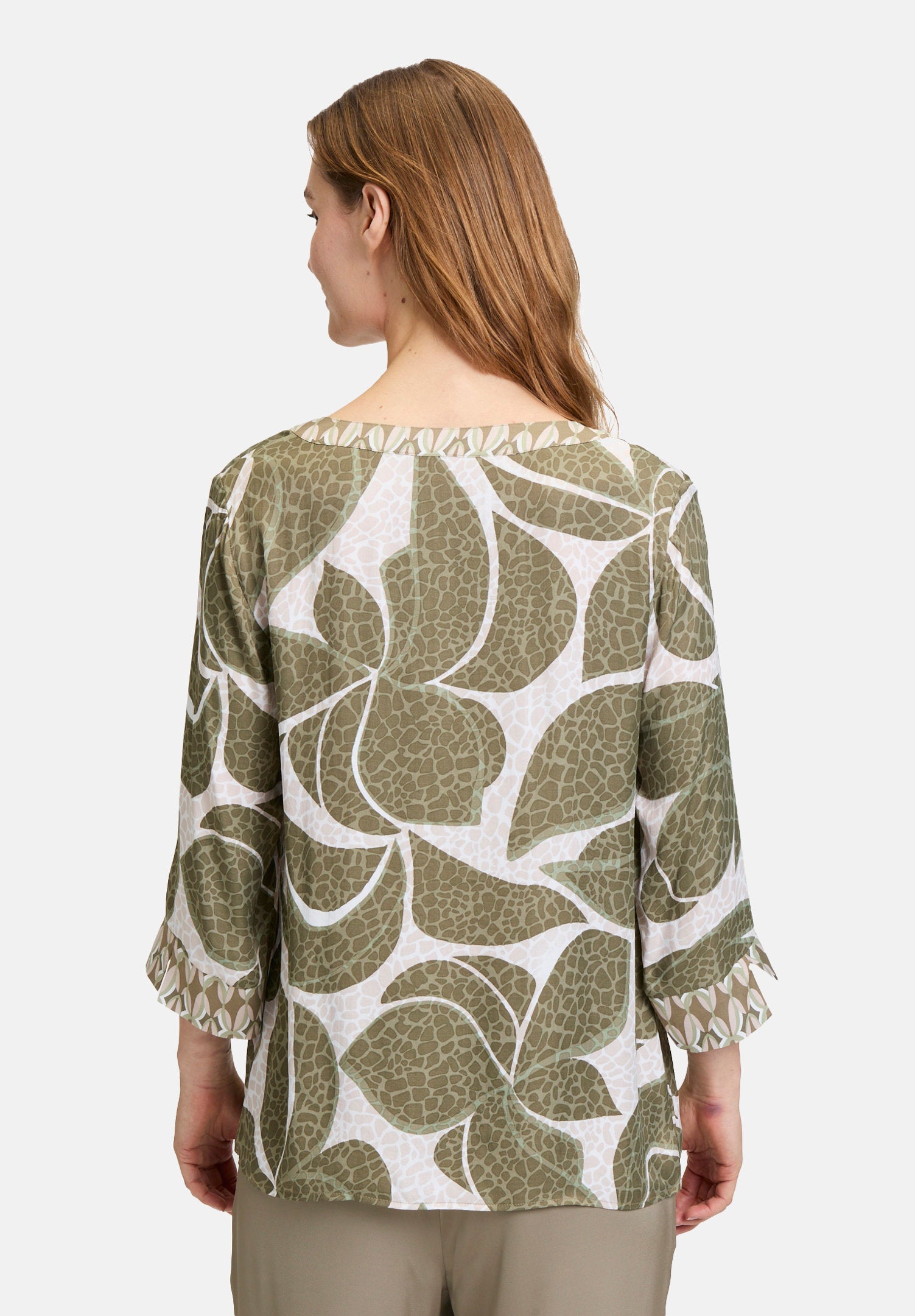 Betty Barclay_Pull-On Blouse with Pattern_8823-1132_5819_03
