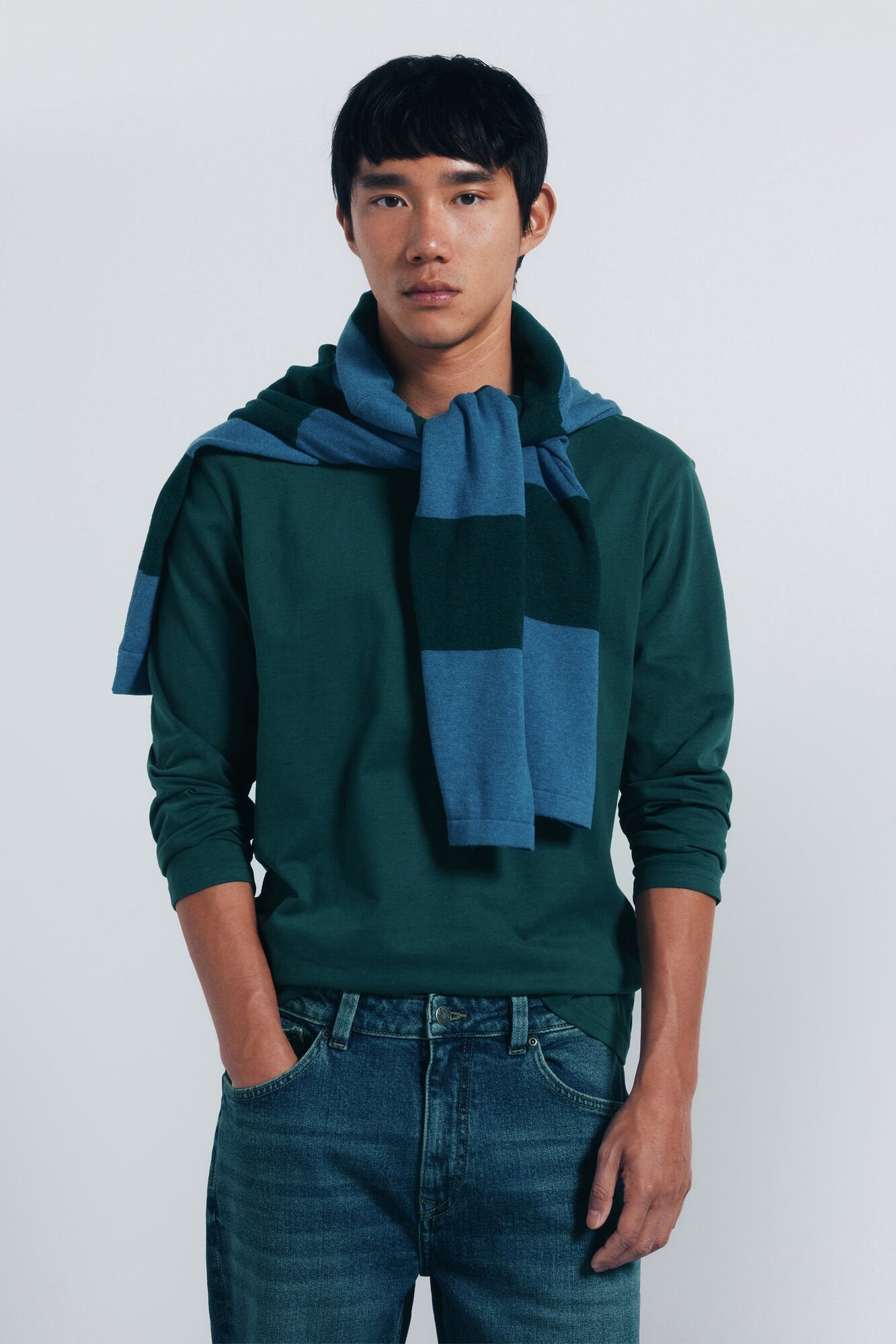 Springfield_Green_Basic Long Sleeve T-Shirt with a Soft Finish_8832421_22_01