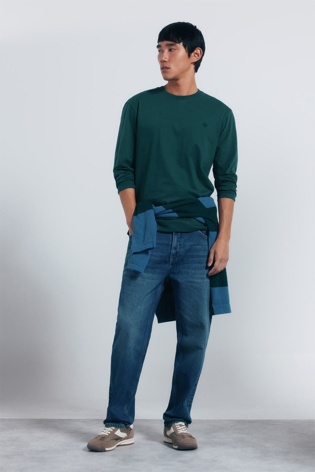 Springfield_Green_Basic Long Sleeve T-Shirt with a Soft Finish_8832421_22_03