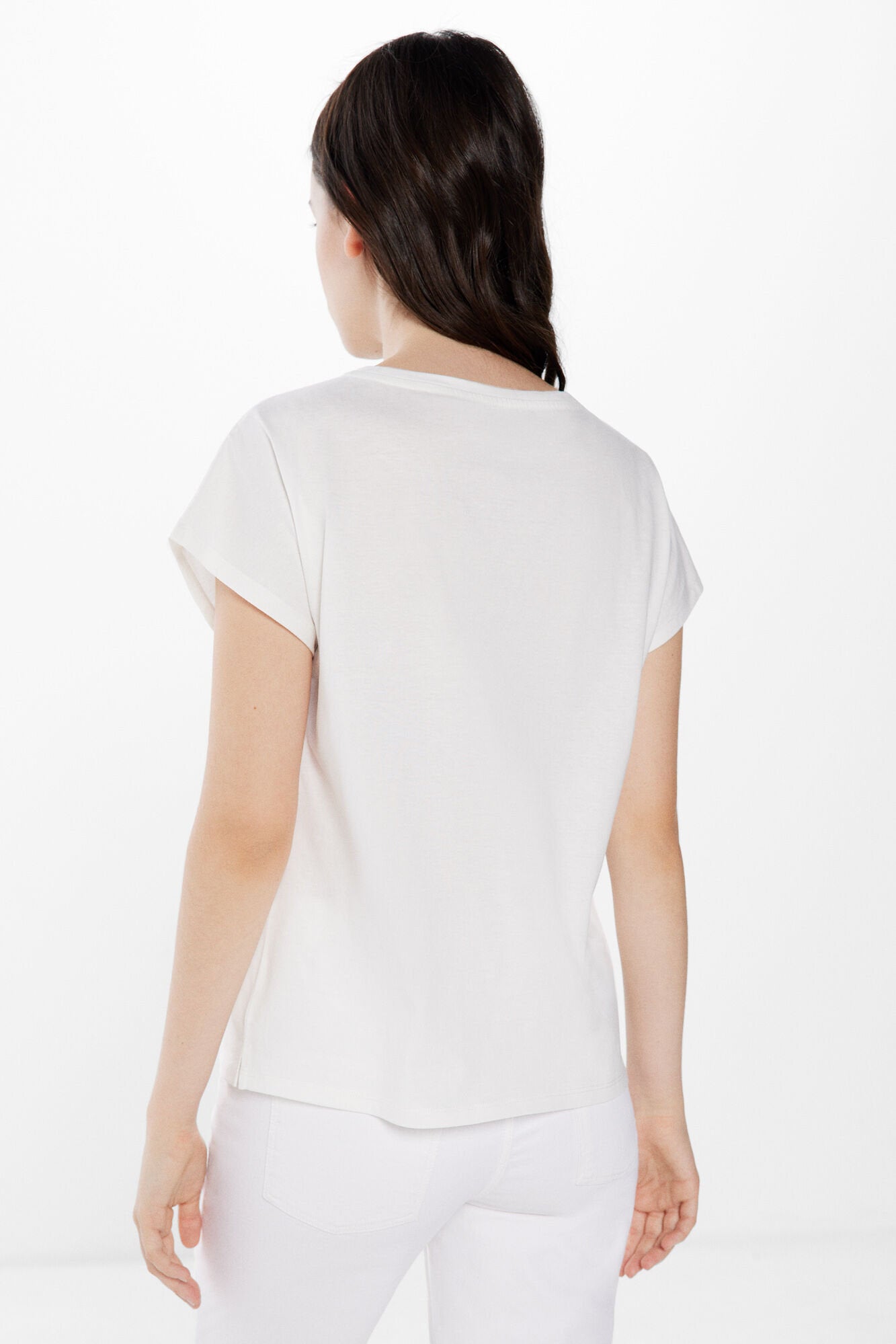 Round Neck T Shirt_8867873_50_04