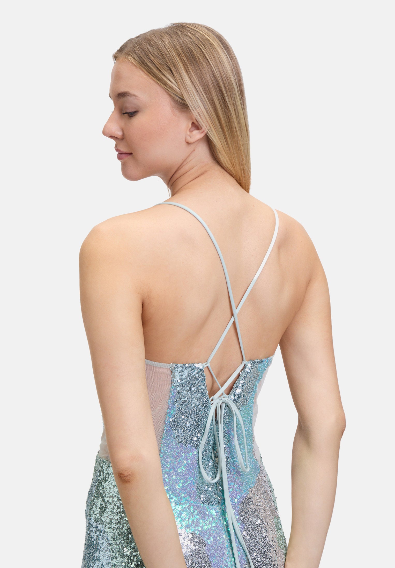 Vera Mont_Evening Dress with Sequins_8882-4161_8900_05