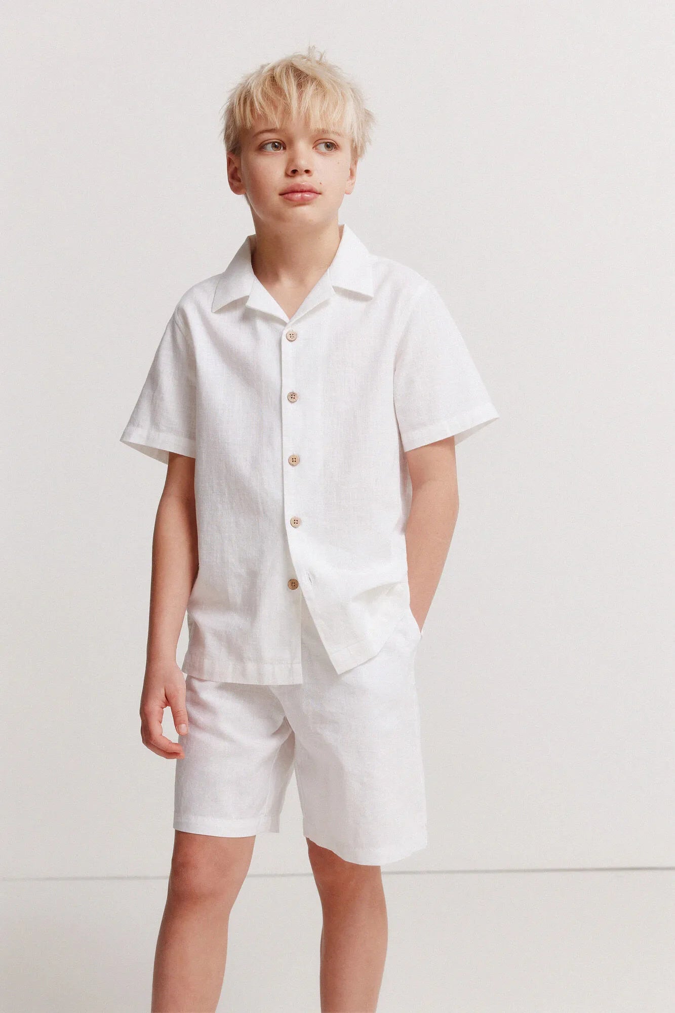 Springfield White Boys Linen Chinos Bermuda Shorts SKU: 8913001_99 Image 03