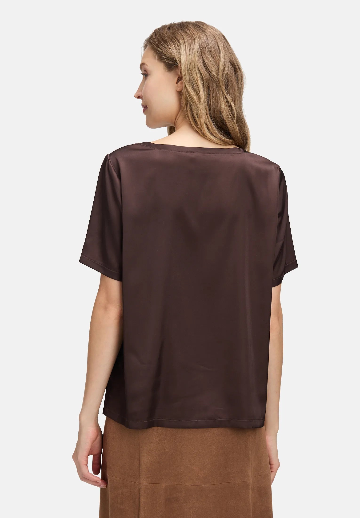 Betty Barclay_Light Maroon_Slip Blouse with Round Neck_8921-1038_7410_03