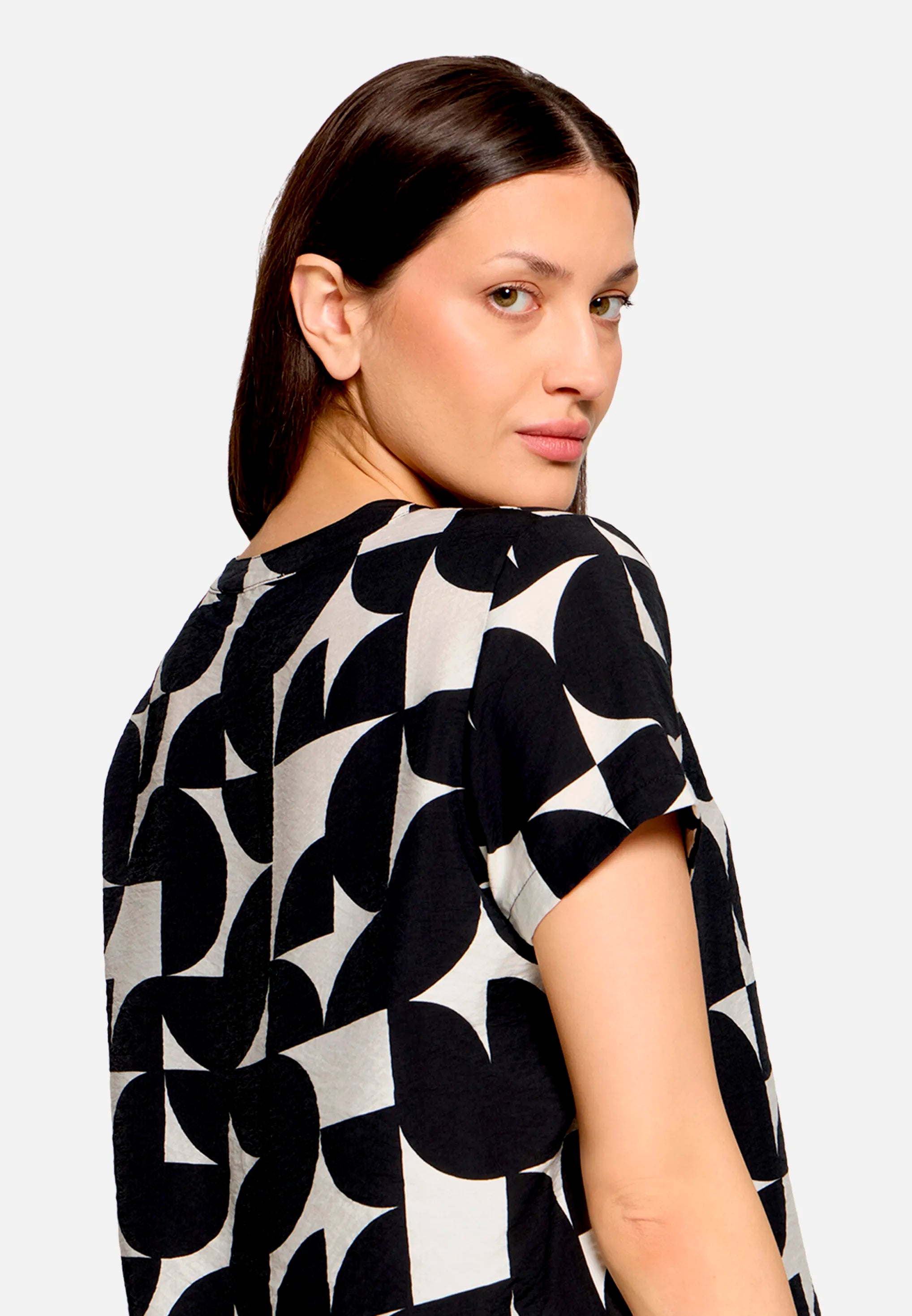 Betty Barclay Black/Cream Women Short-Sleeved Slip-On Blouse SKU: 8926-3370_9812 Image 07