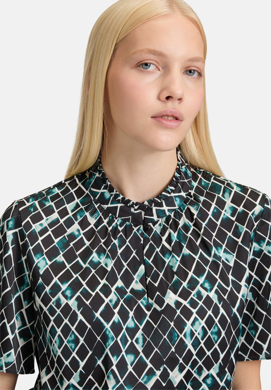 Betty Barclay_Mint/Black_Slip Blouse with Cap Sleeves_8933-3487_5809_06