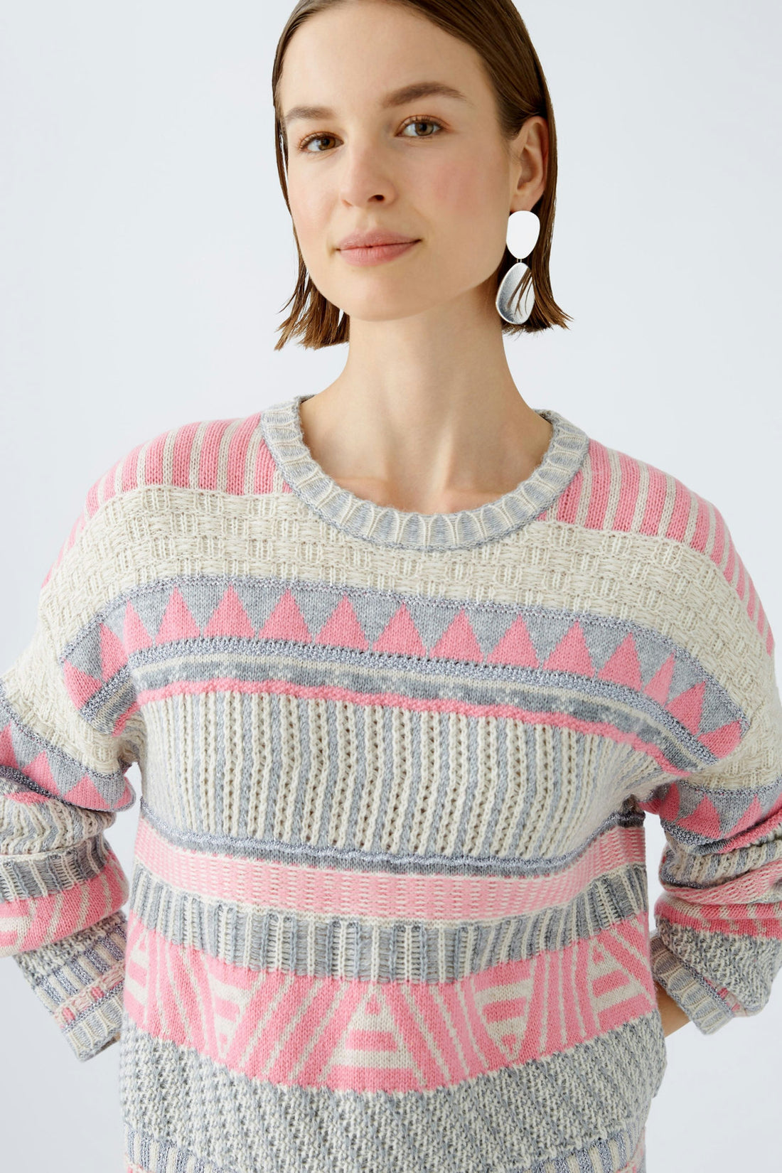 Pullover With Bright Yarn_89590_0910_02