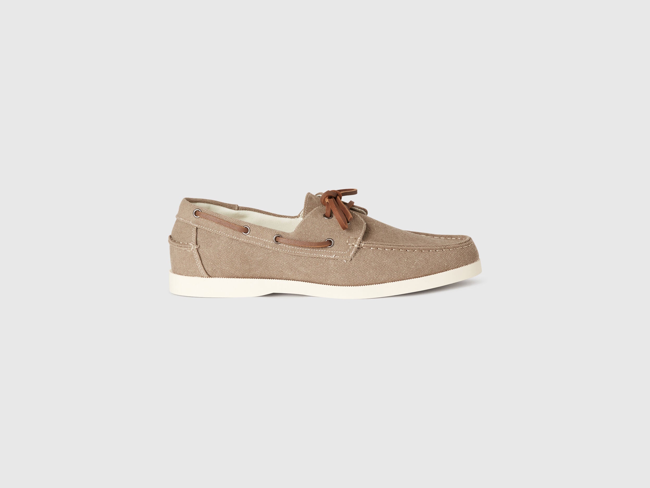 Benetton_Moccasins with Laces_8J9EUD02T_393_01