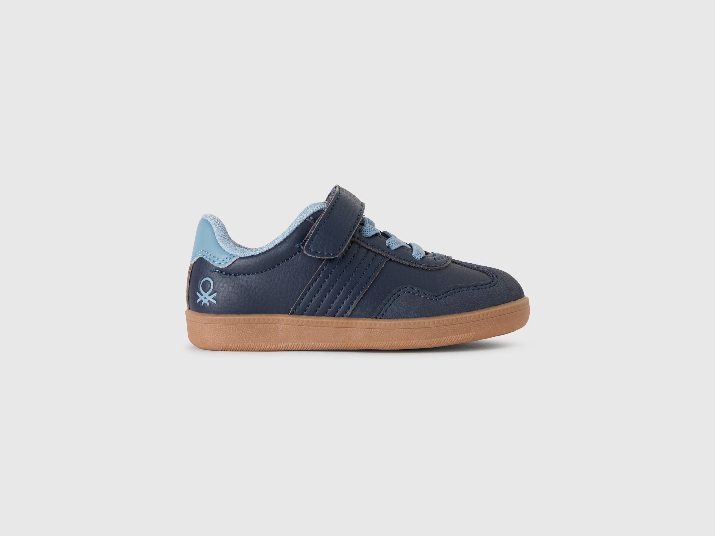 Benetton_Dark Blue_Sneakers in Imitation Leather and Suede_8S5VGD01D_016_01