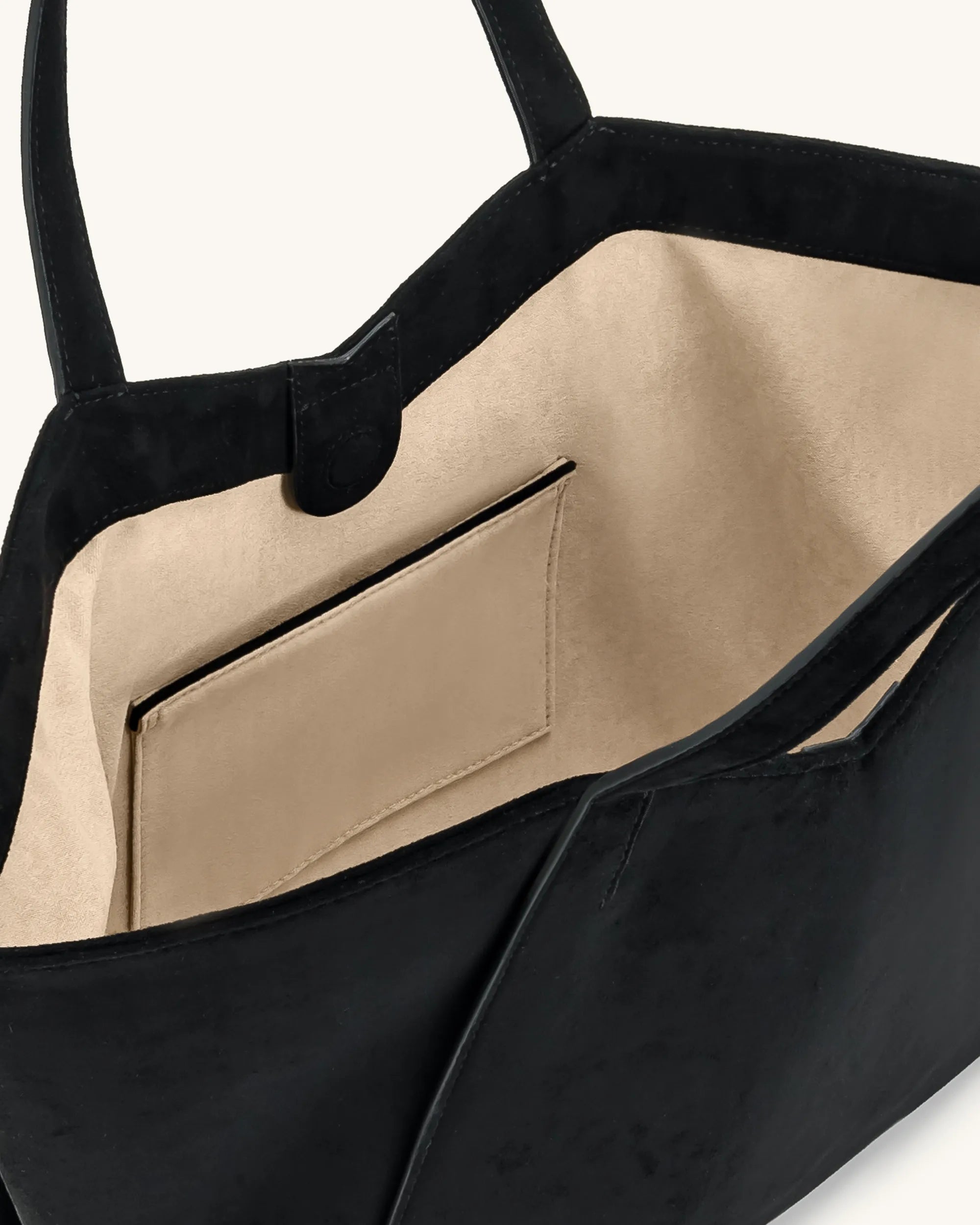 JW PEI_Black_Kiana Large Capacity Tote Bags_8T032-1_Black_04