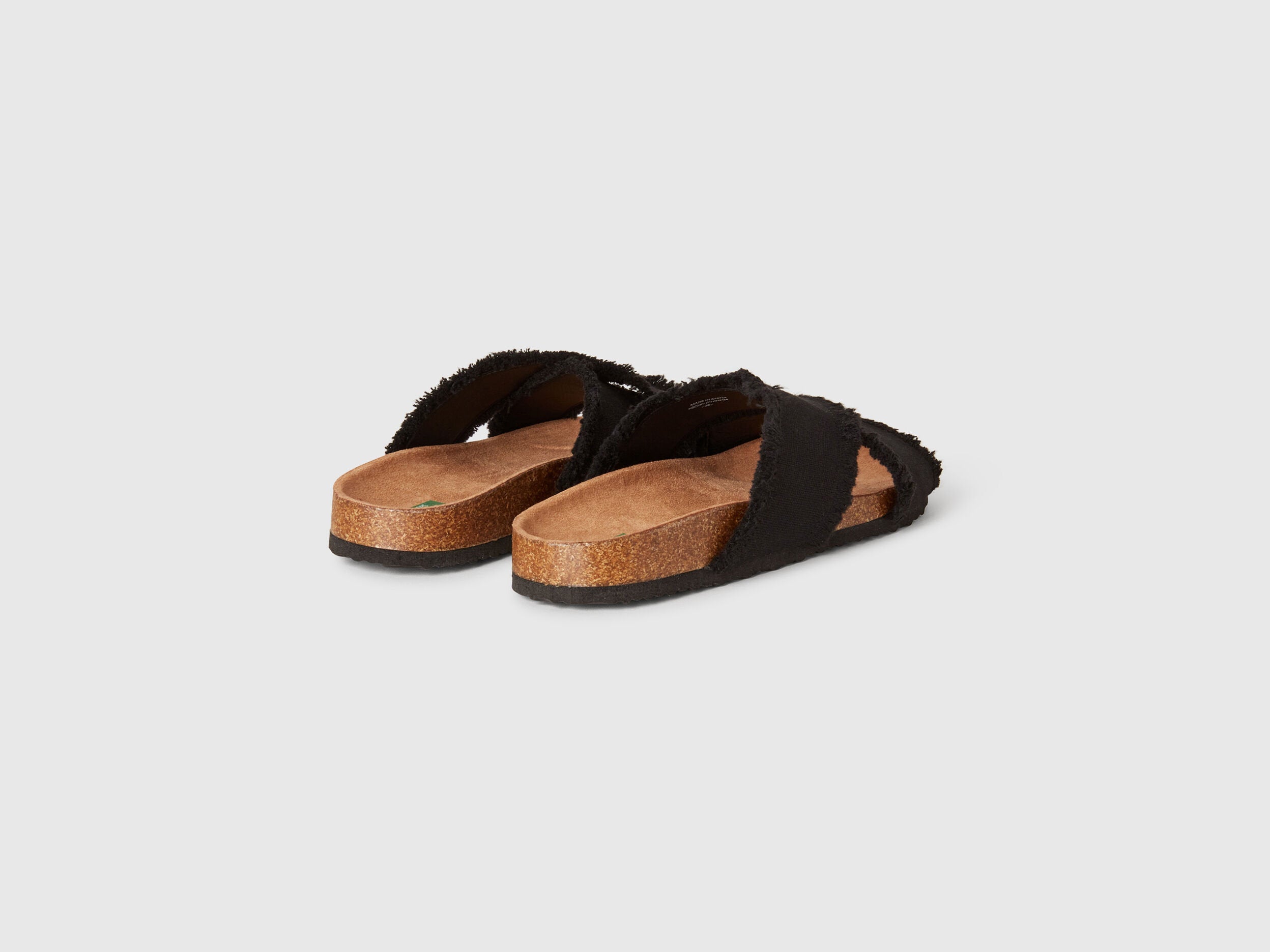 Benetton_Slippers_8Z0S1D01N_906_03