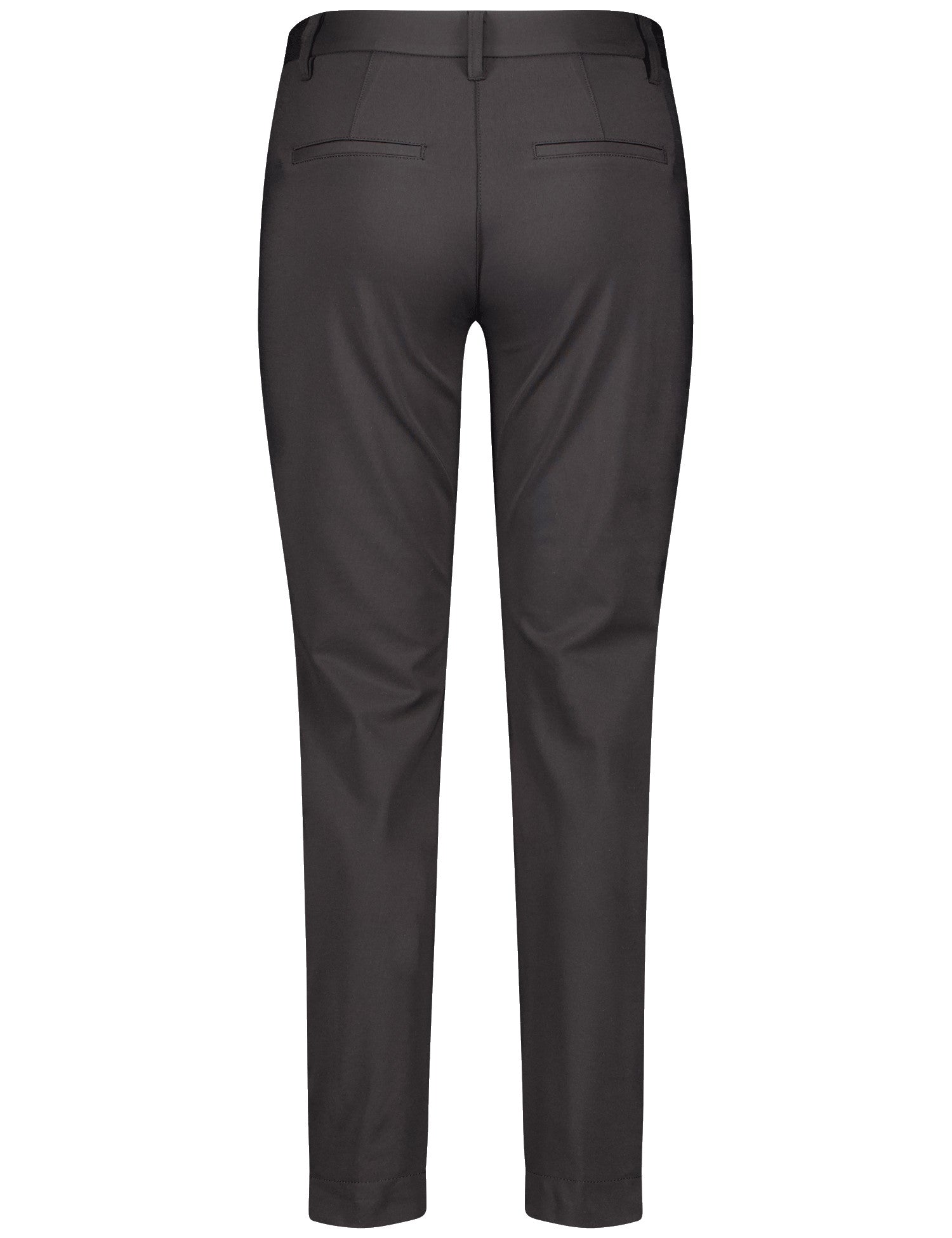 Gerry Weber_Black_Pant Leisure Cropped_922016-62020_11000_02