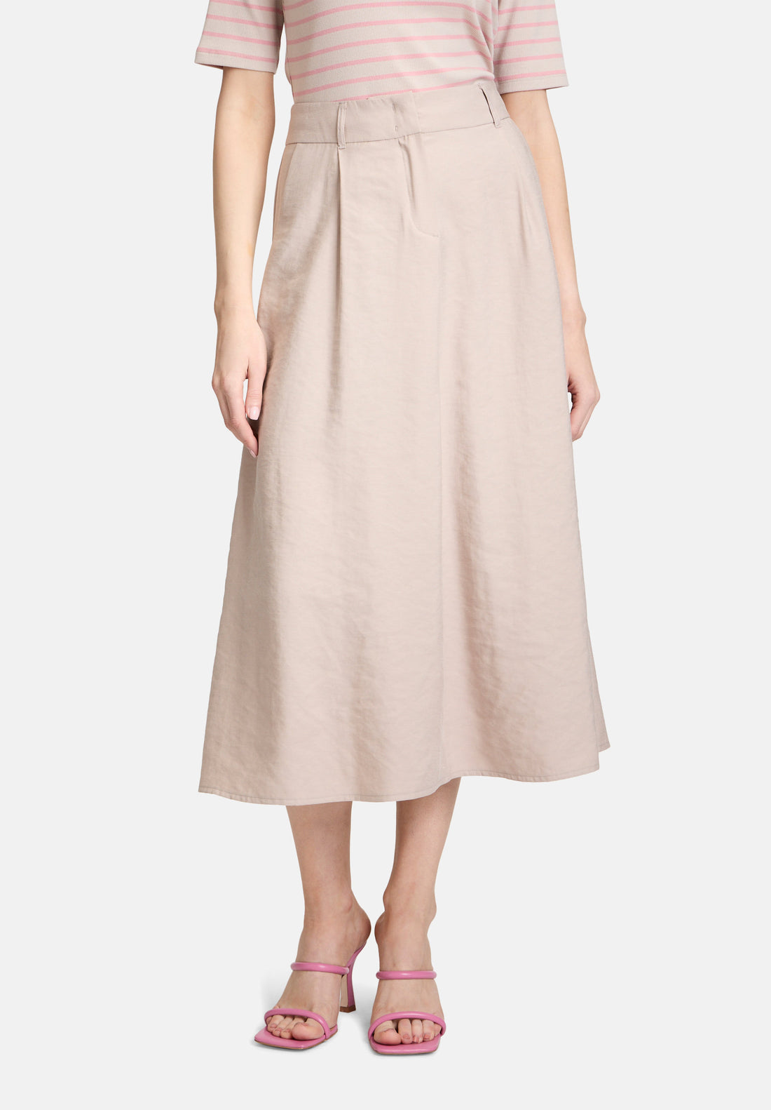 Betty Barclay_A-Line Skirt with Pleats_9409-1136_7316_02