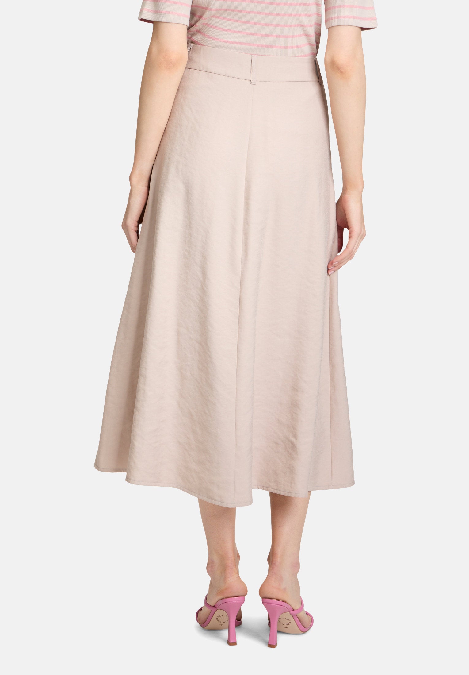 Betty Barclay_A-Line Skirt with Pleats_9409-1136_7316_03