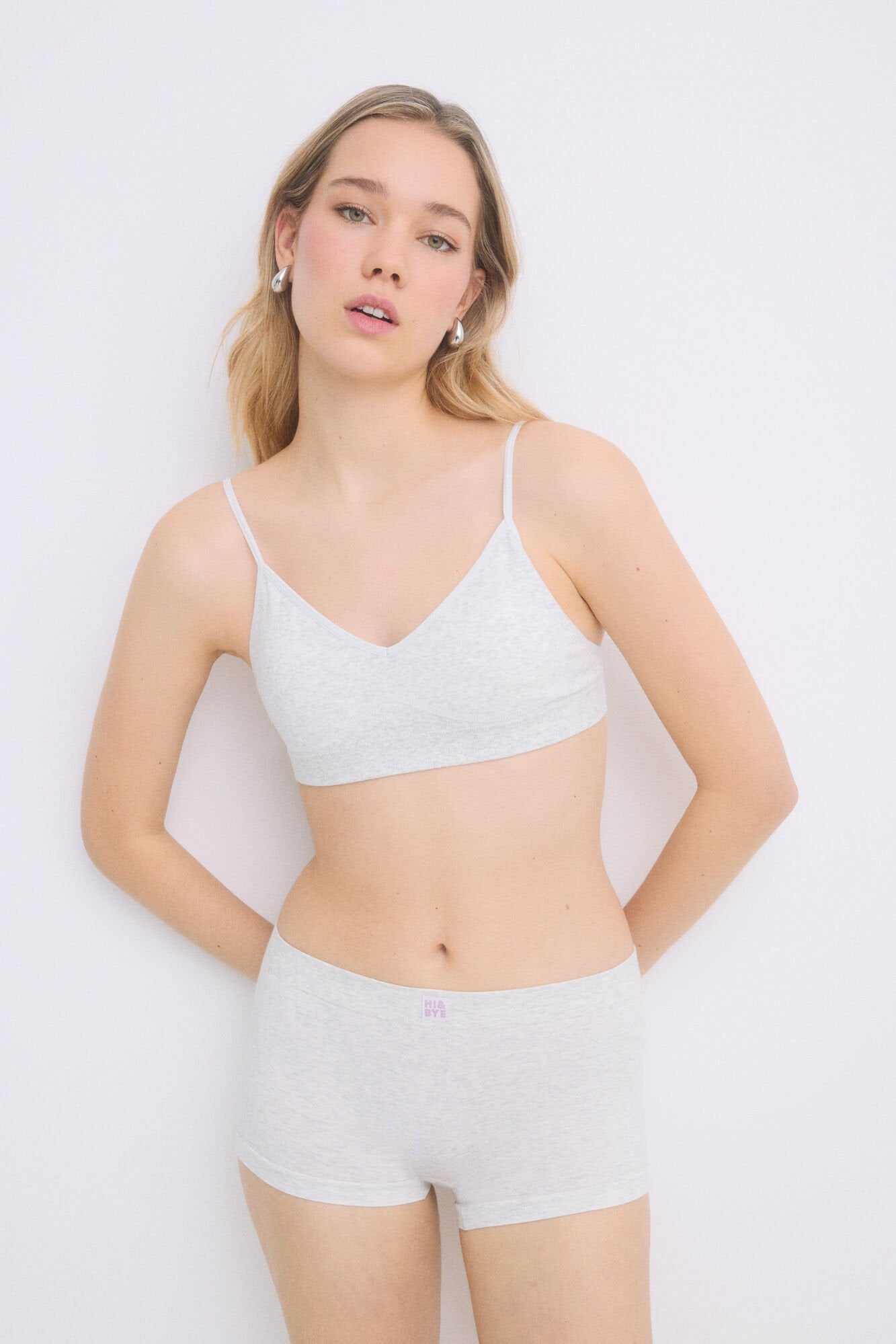 Women Secret_Seamless Grey Boxer Briefs_9549189_44_02