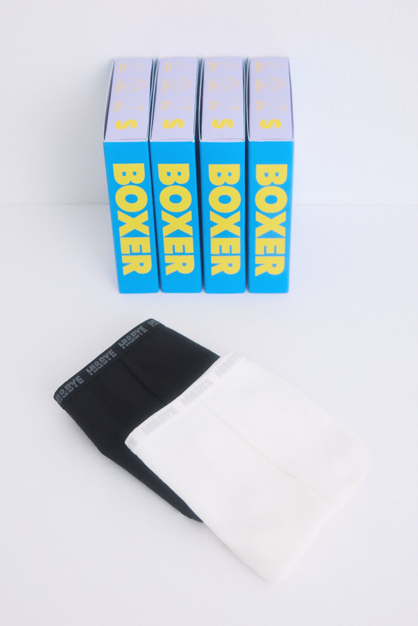 Women Secret_Pack of 2 Black and White Boxer Panties_9589503_97_02