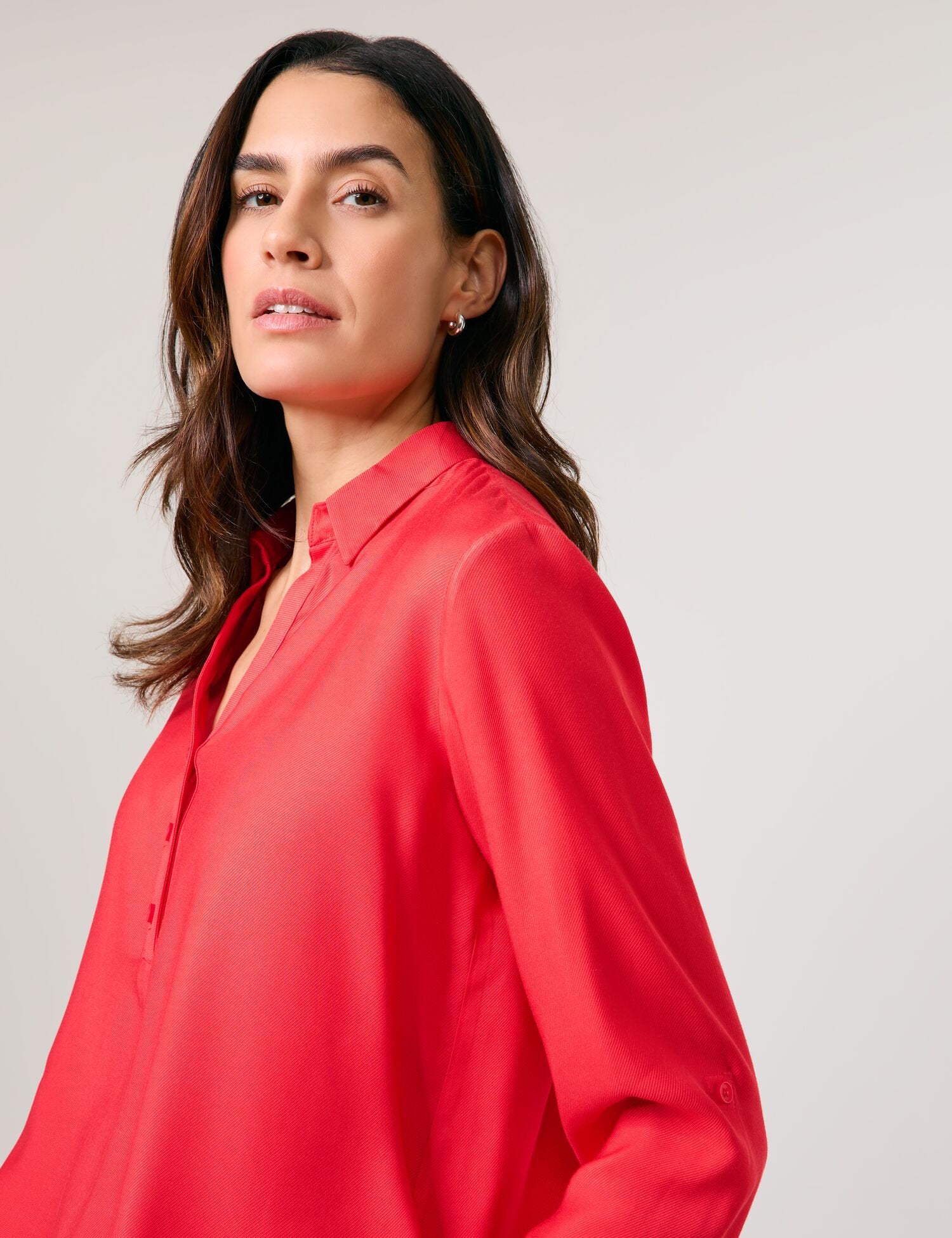 Gerry Weber_Flowing Long Sleeve Blouse_965067-31436_60119_05