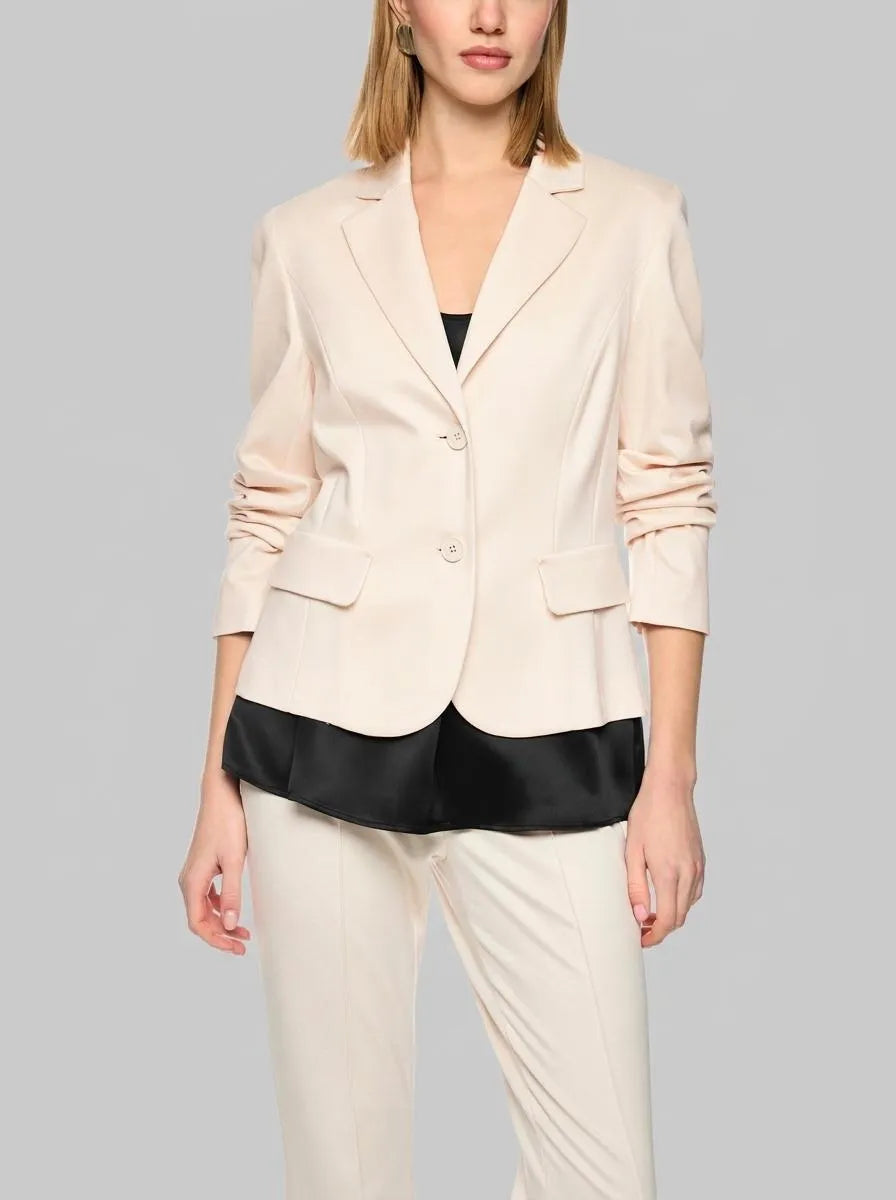 Marc Cain_Magnolia_Fitted Blazer_AA 34.10 J24_153_00