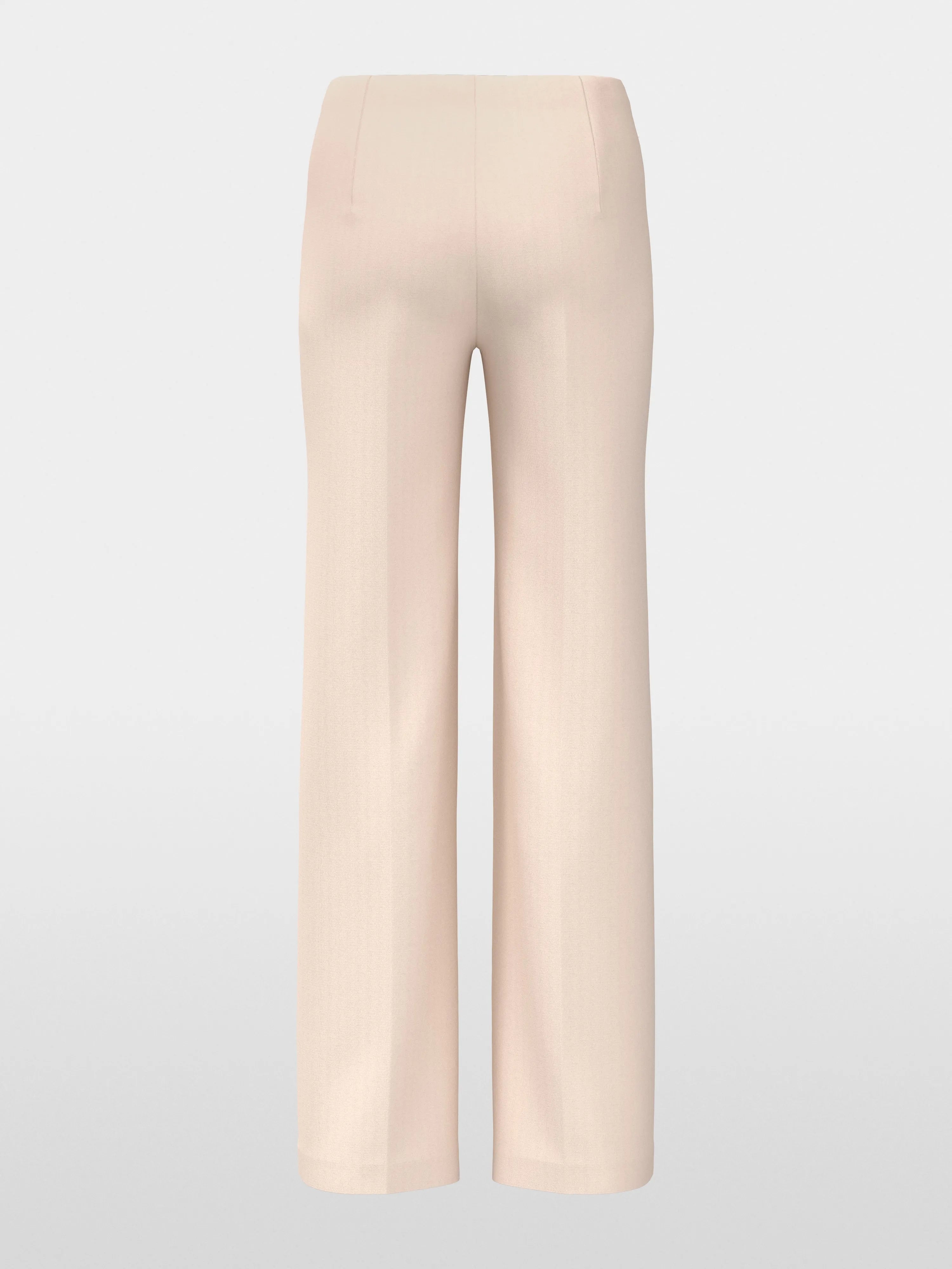 Marc Cain_Magnolia_Puddle Pants Model Winder_AA 81.05 J24_153_07
