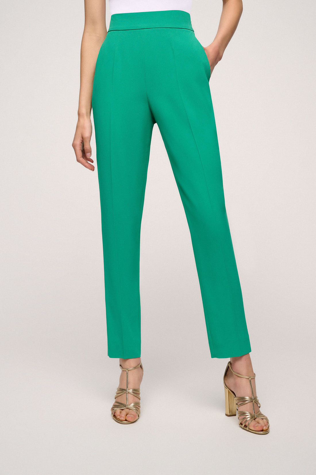 High Waisted Tapered Trousers_Agri_0576_01