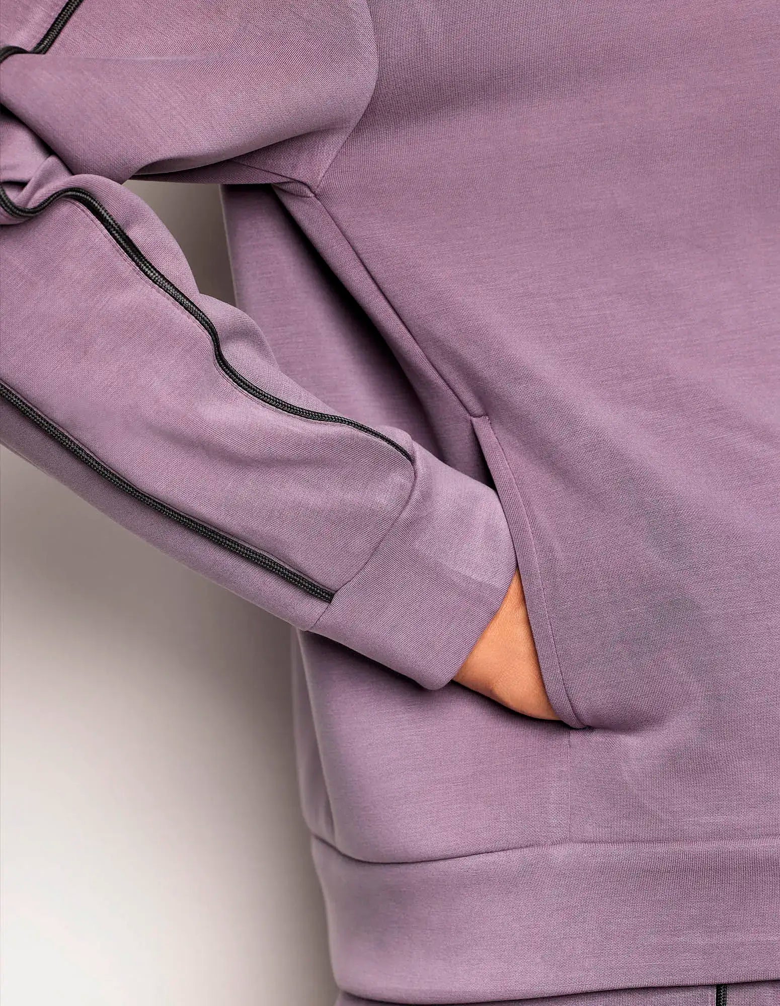 Yamamay_Dark Mauve_Open WomenÕS Sweatshirt with Tencelª Modal Ð Easy Living_AMAD183007_063_04