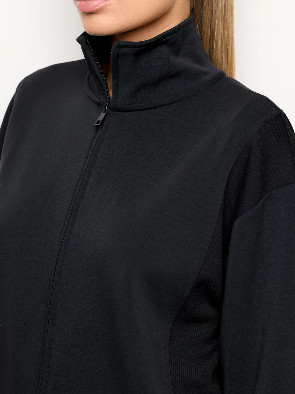 Yamamay BLACK Women Sweatshirt - Easy Living SKU: AMAD193018_072 Image 03