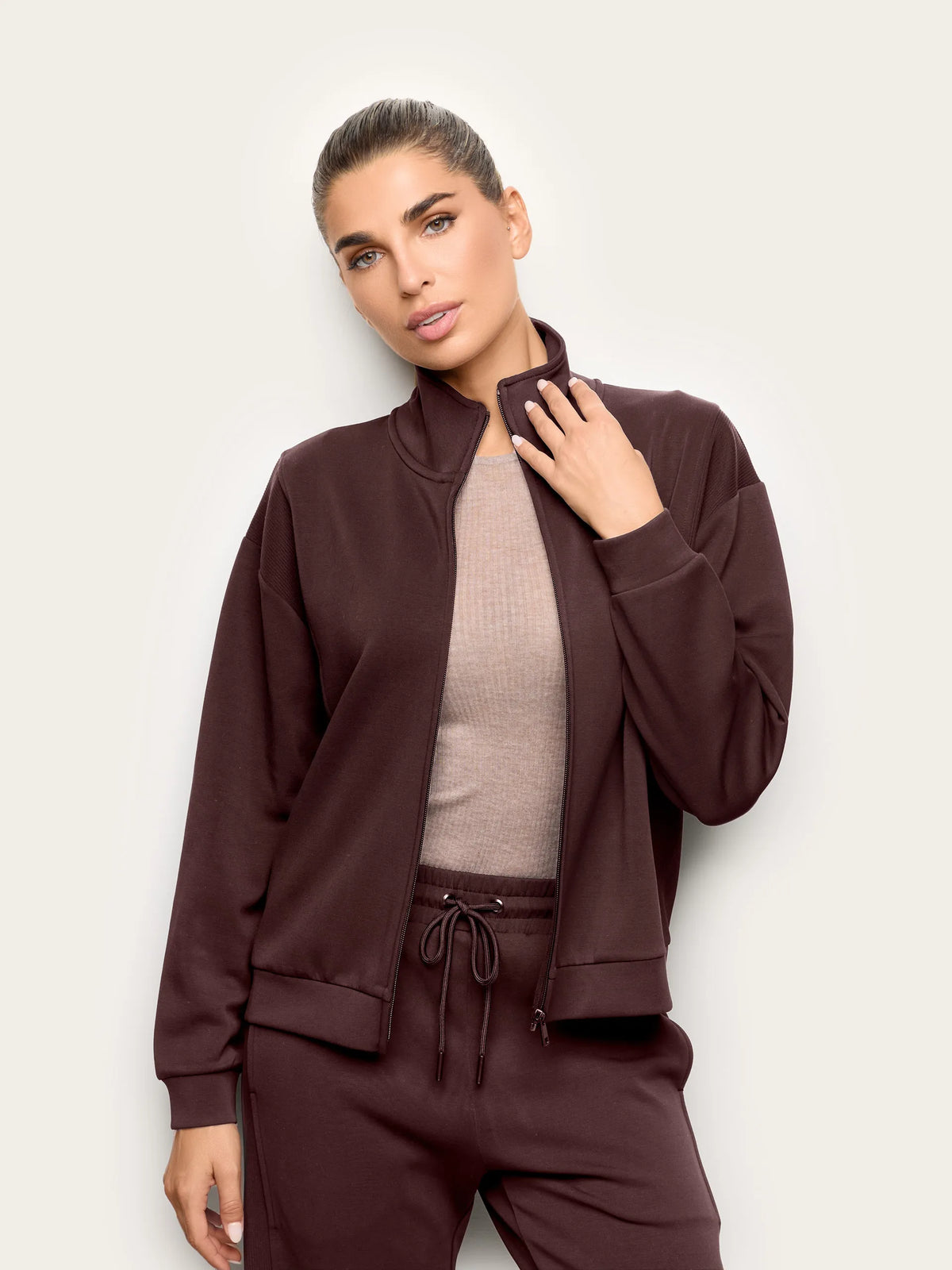 Yamamay BLACK Women Sweatshirt - Easy Living SKU: AMAD193018_770 Image 01