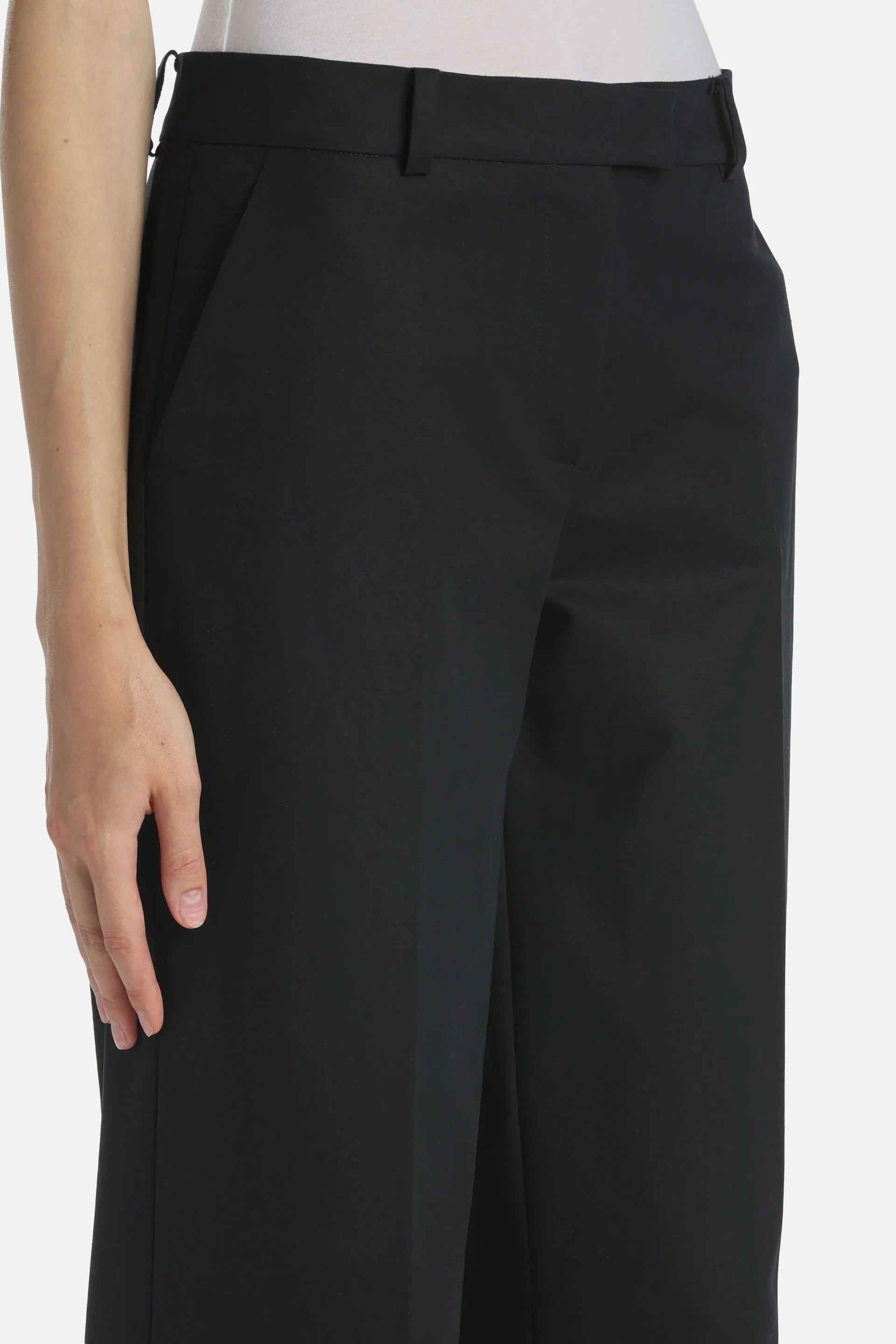 Luisa Spagnoli Nero Women Amatrice - Classic Pants - Fashion Show SKU: AMATRICE_0101 Image 03