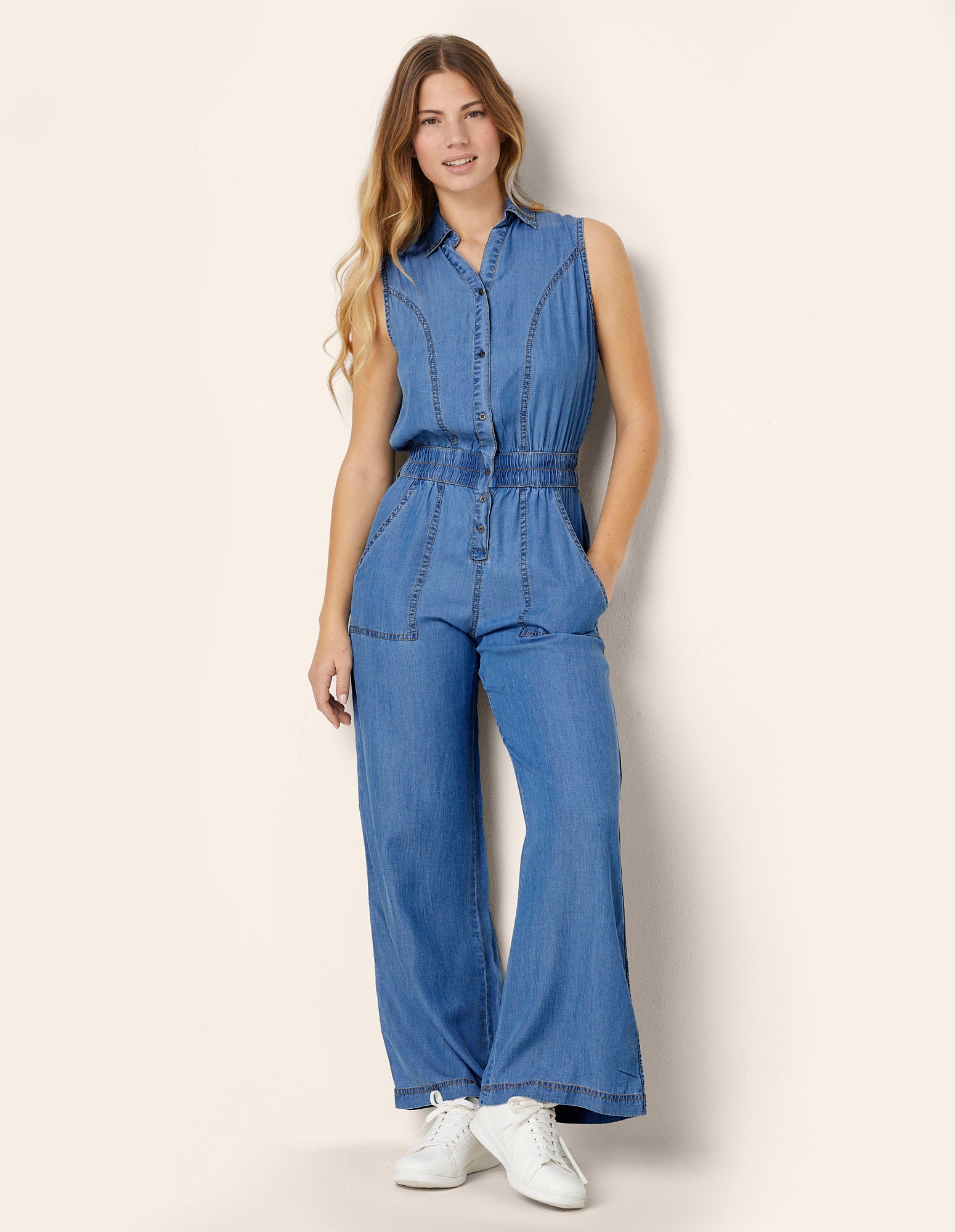 Yamamay_Denim Sleeveless Jumpsuit with Elastic Waist_APID181001_038_01