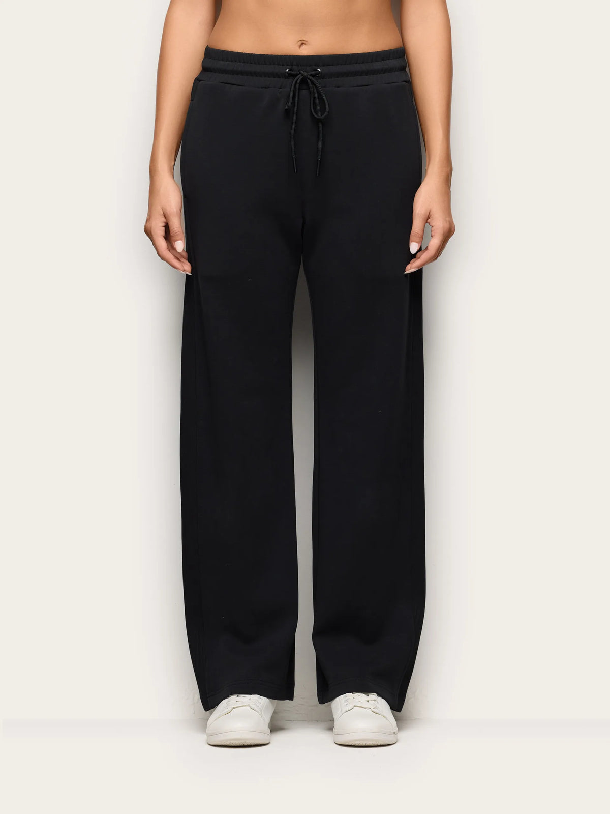 Yamamay BLACK Women Full-Long Trousers - Easy Living SKU: APMD193005_072 Image 02