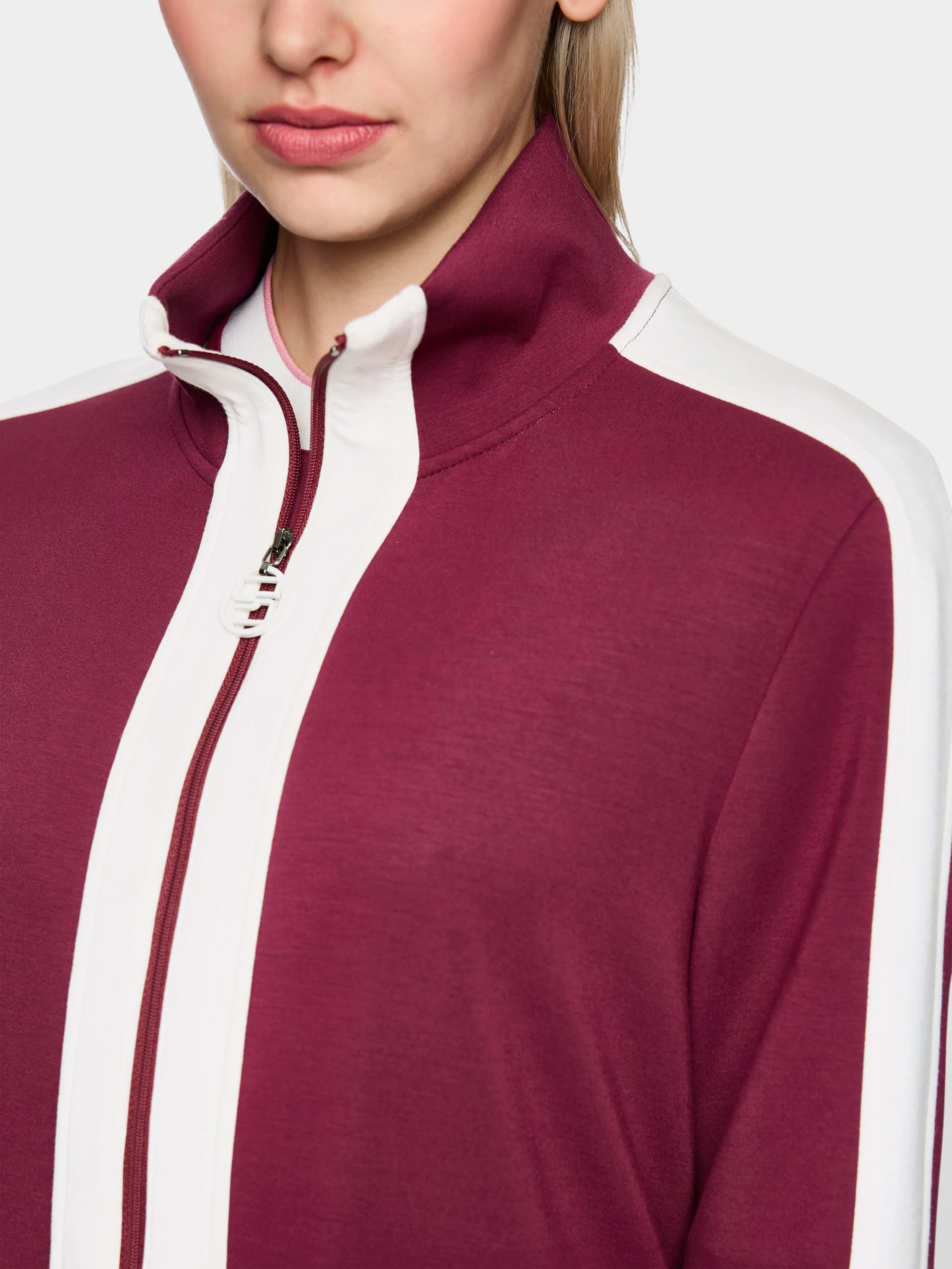 Marccain Rhododendron Women Loose Jersey Jacket SKU: AS 31.06 J06_293 Image 03