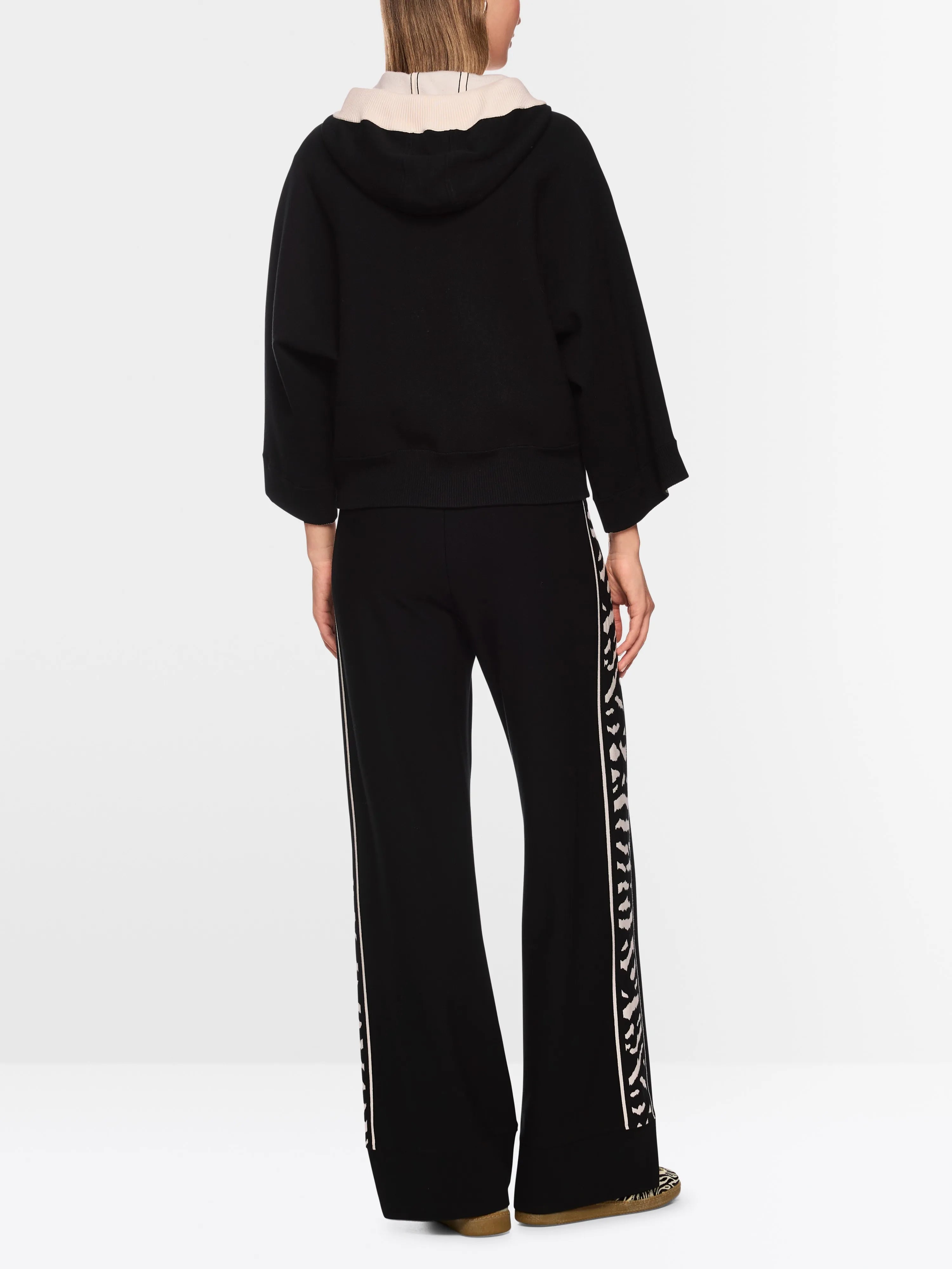 Marc Cain_Black_ÔRethink TogetherÕ Cardigan_AS 39.03 M57_900_02