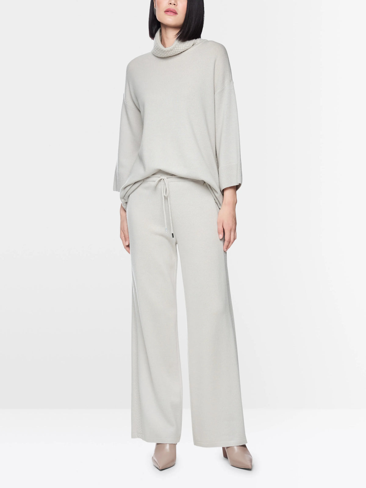 Marc Cain Nimbus Cloud Women ÔKnitted in GermanyÕ Turtle Neck Jumper SKU: BA 41.35 M42_802 Image 01