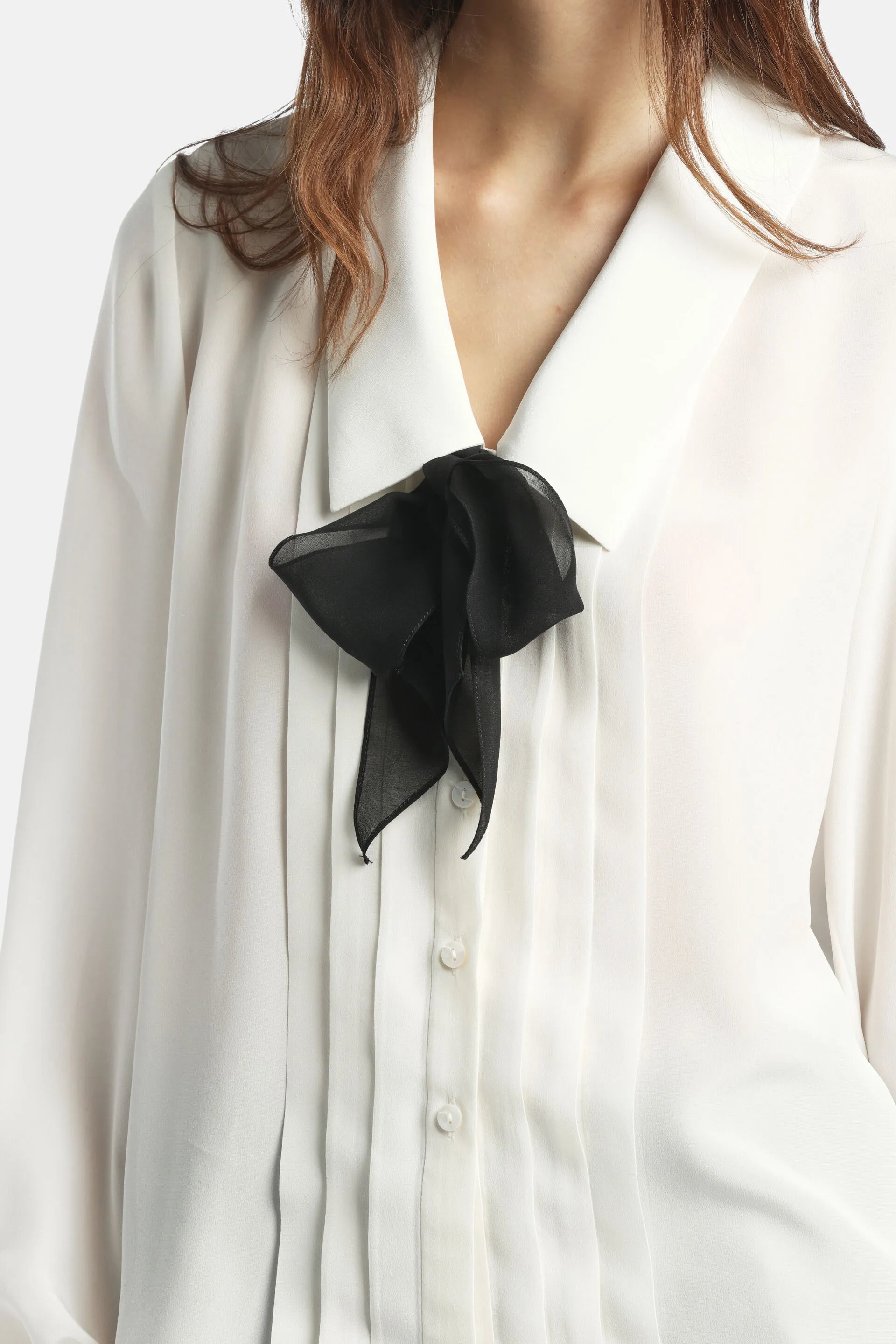 Luisa Spagnoli Panna/Nero Women Balda - Cr�pe De Chine Shirt SKU: BALDA_0202 0101 Image 05
