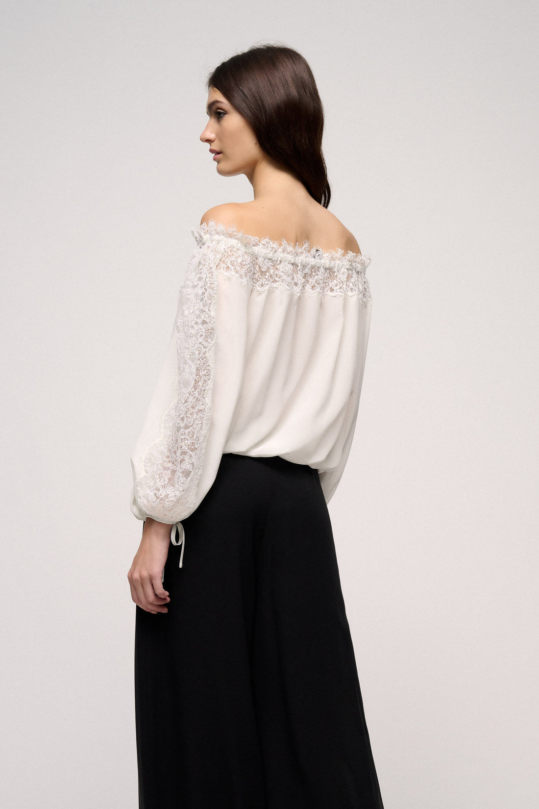 Silk Off The Shoulder Blouse_Balia_0202_02