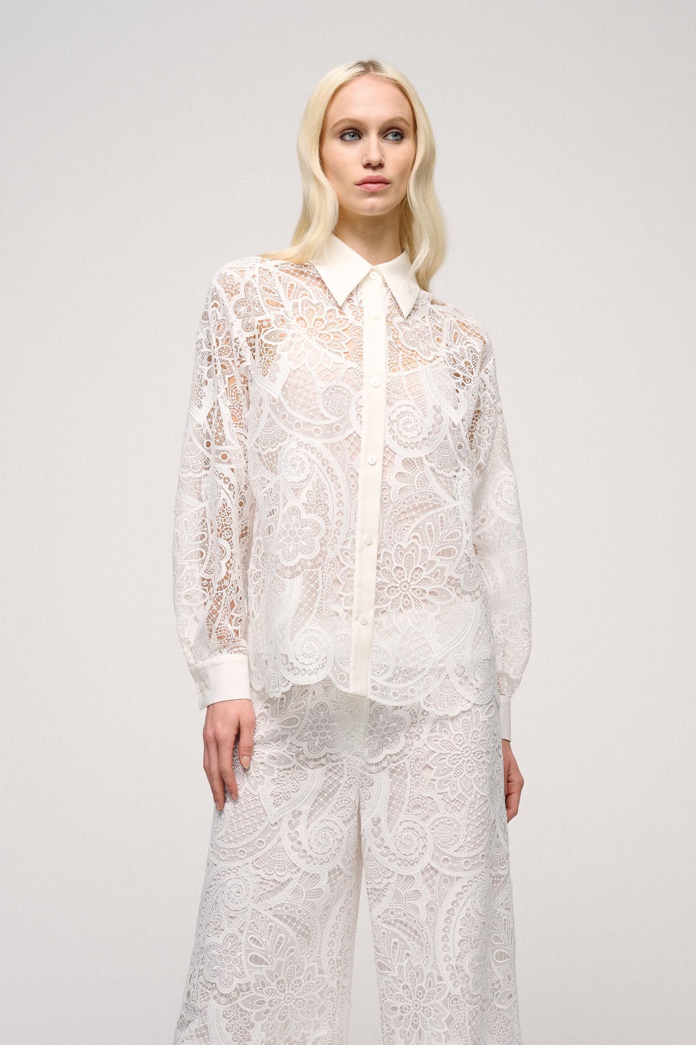 Paisley Lace Blouse_Basil_0202 0202_01
