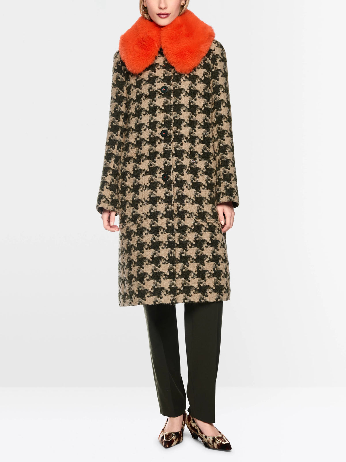 Marc Cain Tannin Women Houndstooth Coat with Faux Fur Collar SKU: BC 11.12 W65_620 Image 05