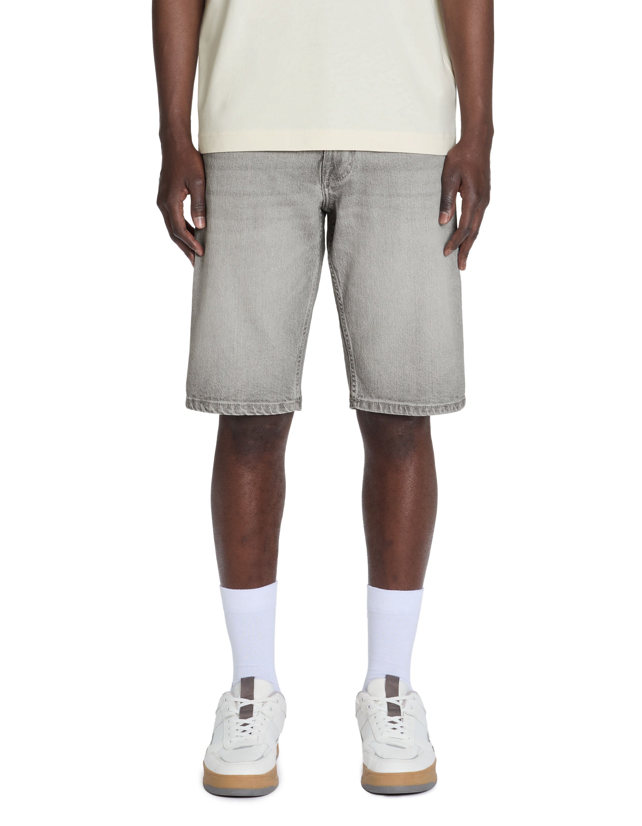 Celio_Grey Stretch Cotton Denim Bermuda Shorts_BOFIRSTBM_GREY E25_02