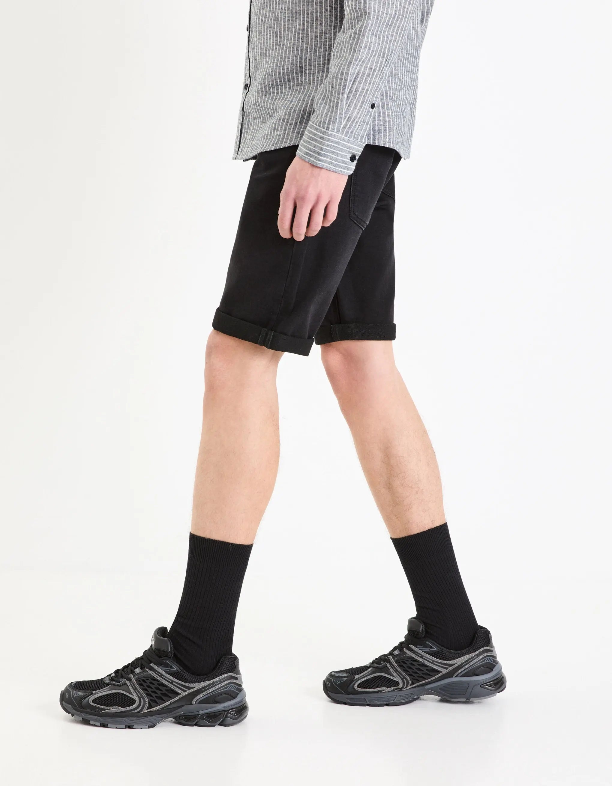 Bermuda Shorts In Denim - Black_05