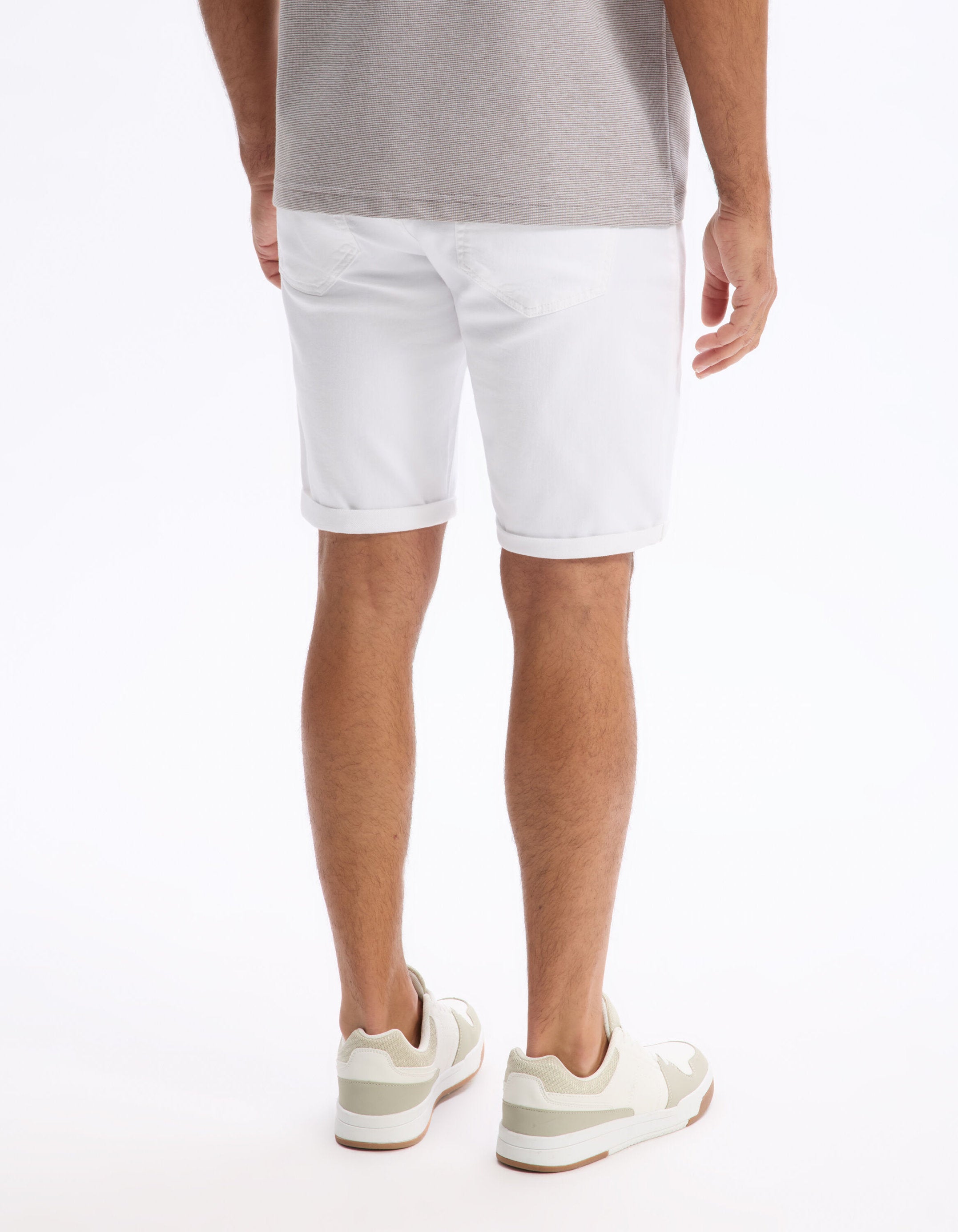 Celio_White Denim Straight Bermuda_BOKNITBM_WHITE_03